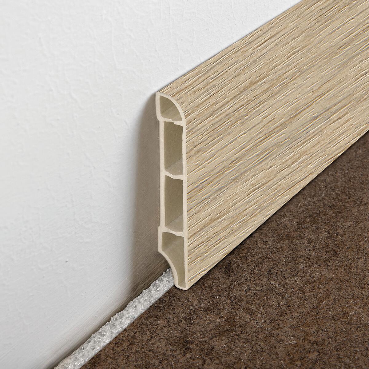 Battiscopa In PVC Bianco - Altezza 7 Cm, 10 Pezzi Da 2 Metri (20 M Totali), Antimuffa, Lavabile, Facile Da Installare - Per Interni