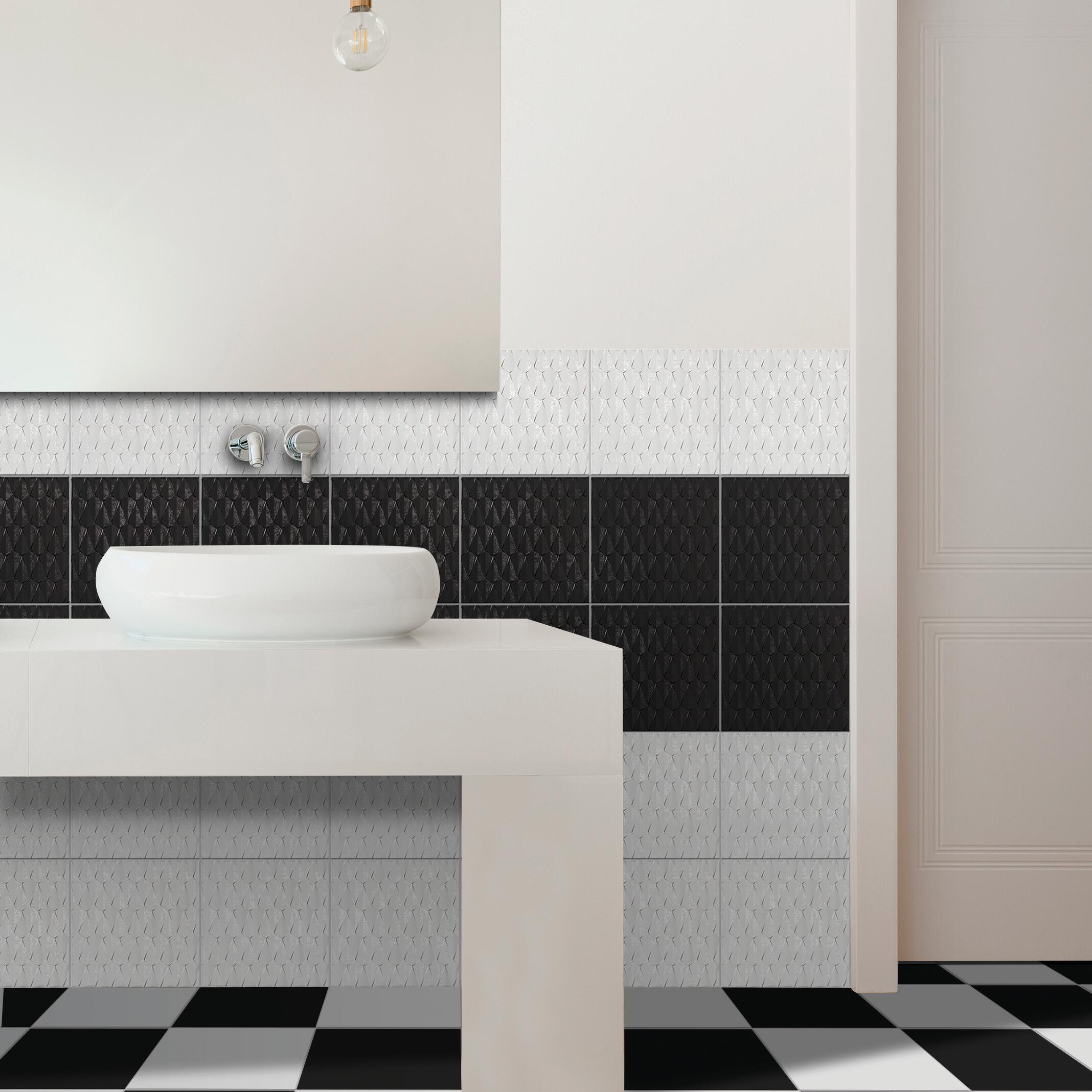 Piastrella da pavimento e rivestimento interno ed esterno in gres porcellanato 20 x 20 cm non rettificato smaltato nero opaco Palette Slate traffico medio (pei 2/5) Sp. 8.2 mm 1.42 mq - 4