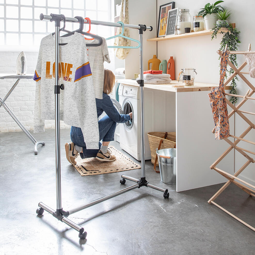 Pack 4 cabides plástico preto SPACEO - 3