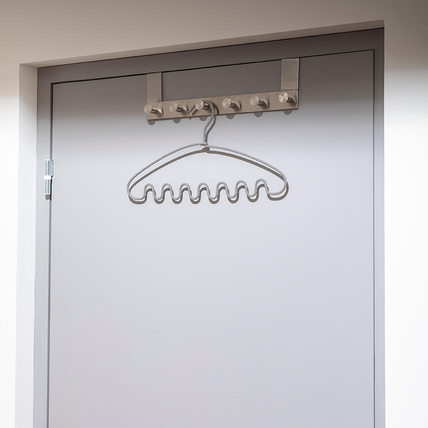 Cabide de acessórios metal com corda preto e branco Spaceo - 2