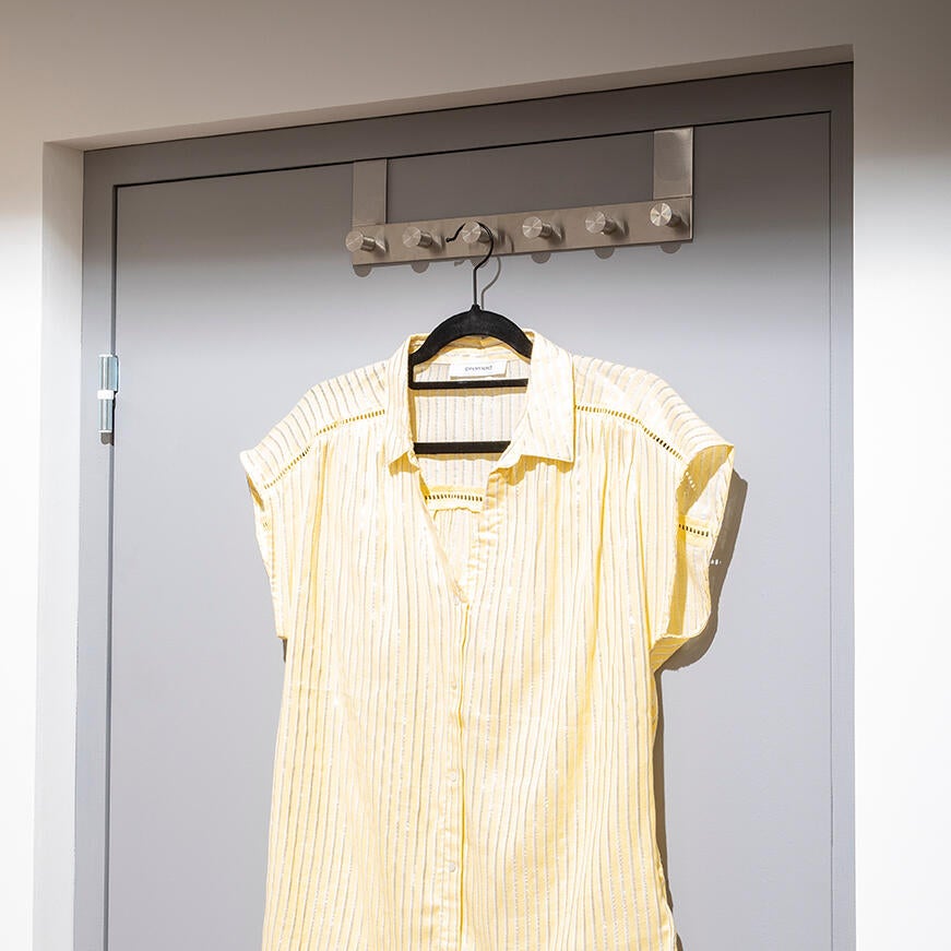 Pack 4 cabides veludo preto 45x23x2.4cm SPACEO - 11