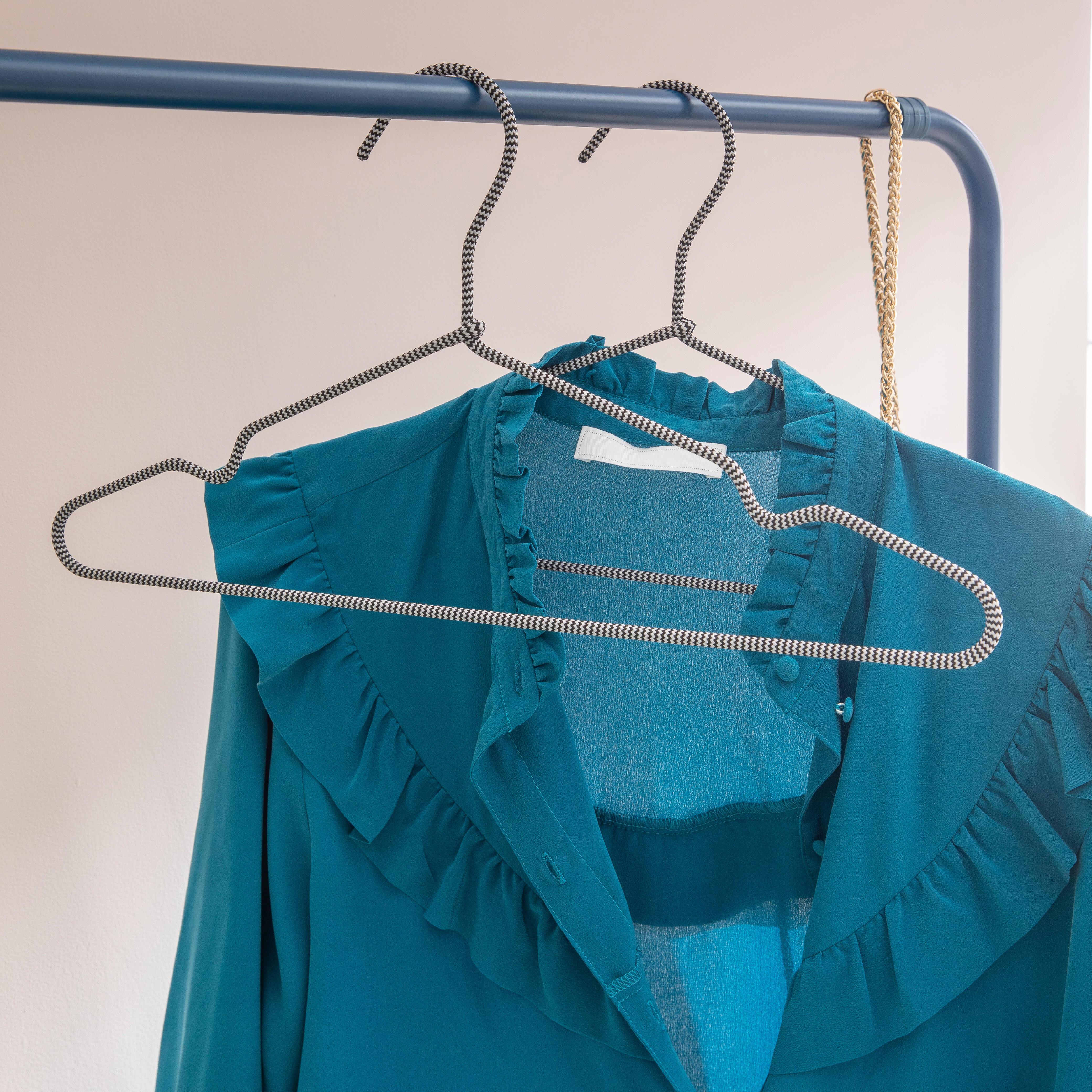 Pack 4 cabides metal/corda SPACEO - 21