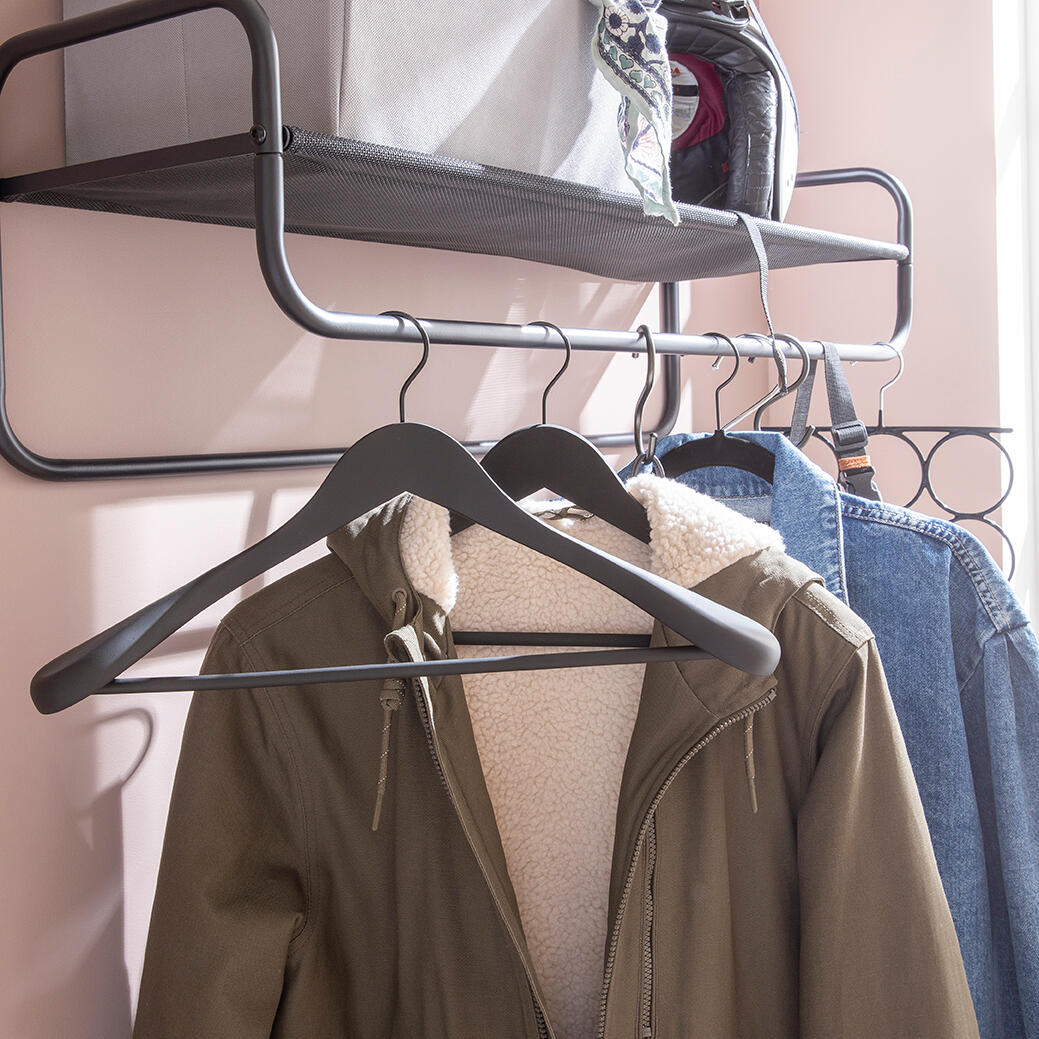 Cabide ombros largos SPACEO MADEIRA PRETO - 13