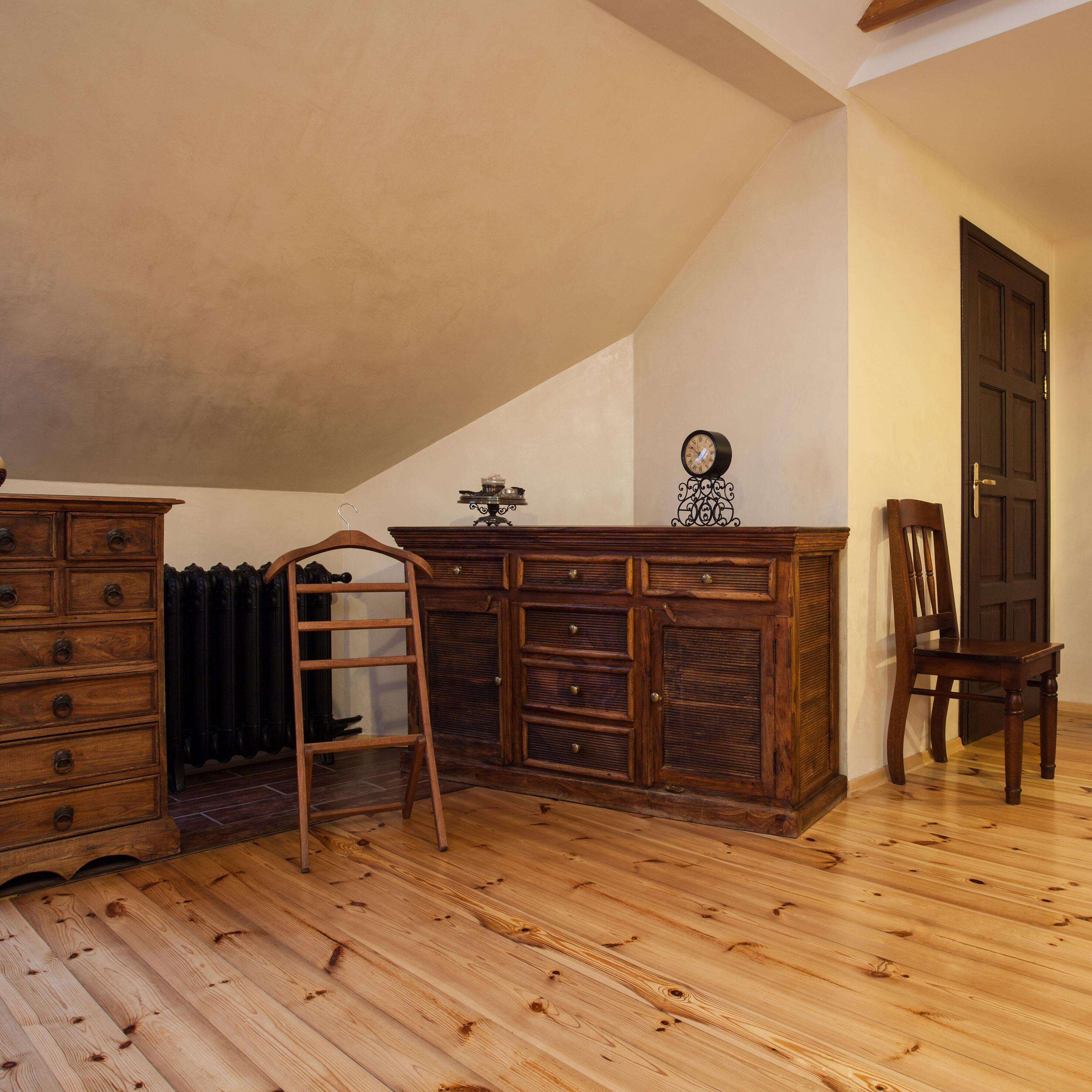 Traitement bois meubles, objets et parquets intérieur aérosol 1 L - XYLOPHENE - 2