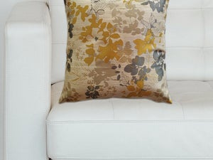 Cuscini per divano beige
