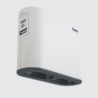 Multiprise Legrand plate