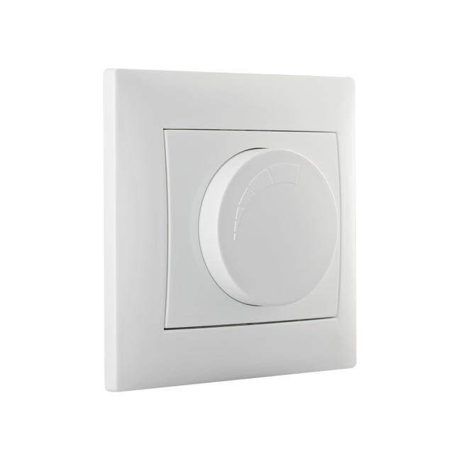Variateur d'éclairage MA 24 x 3700 VA en rack - D'OCCASION Variateur d'éclairage MA 24 x 3700 VA en rack - D'OCCASION
