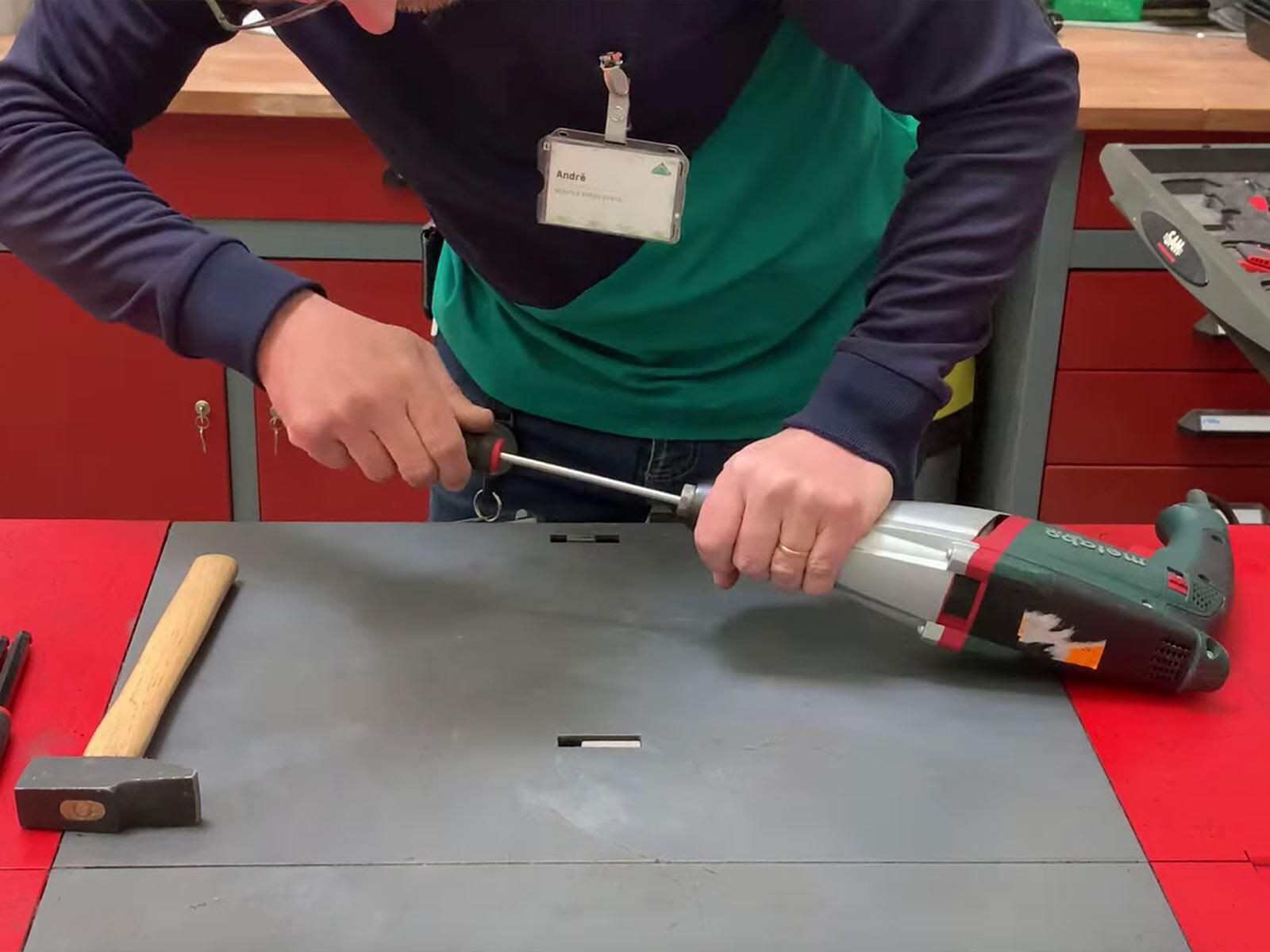 Comment démonter un mandrin de perceuse ? Leroy Merlin