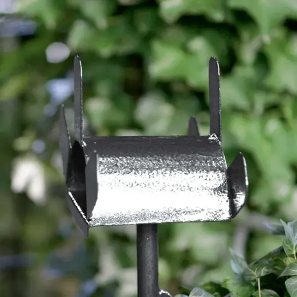 Hammerite propose une finition martelée pour vos extérieurs. 
Cette peinture permet de protéger et couvrir les défauts sur vos métaux ferreux. - 4