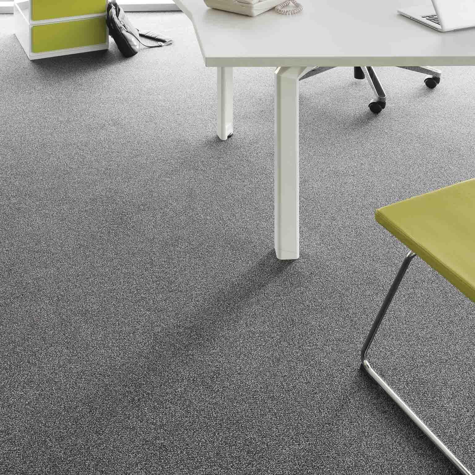 Moquette velours ras chiné noir Centaure déco, Centaure 998 black, rouleau l.4 m - 2