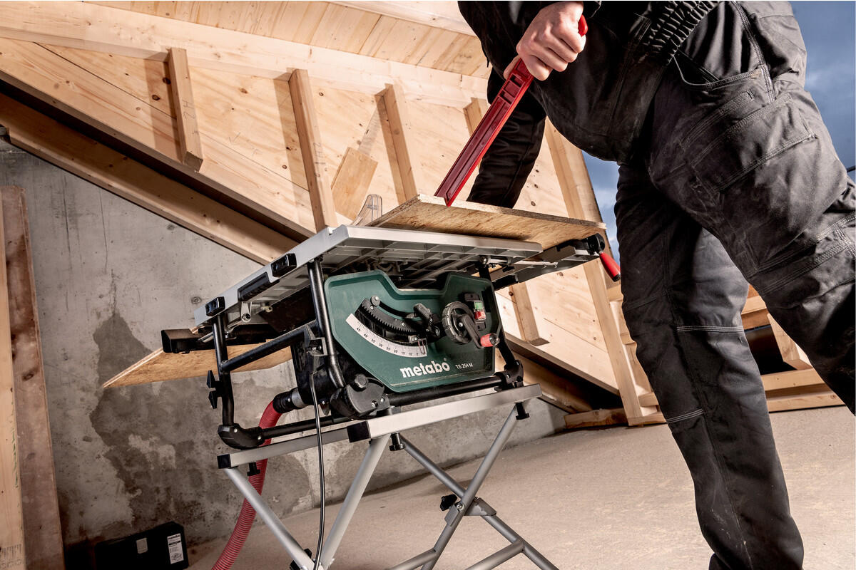 Scie sur table TS 254M SET + SOCLE TSU METABO D.254mm, 1500W - 4