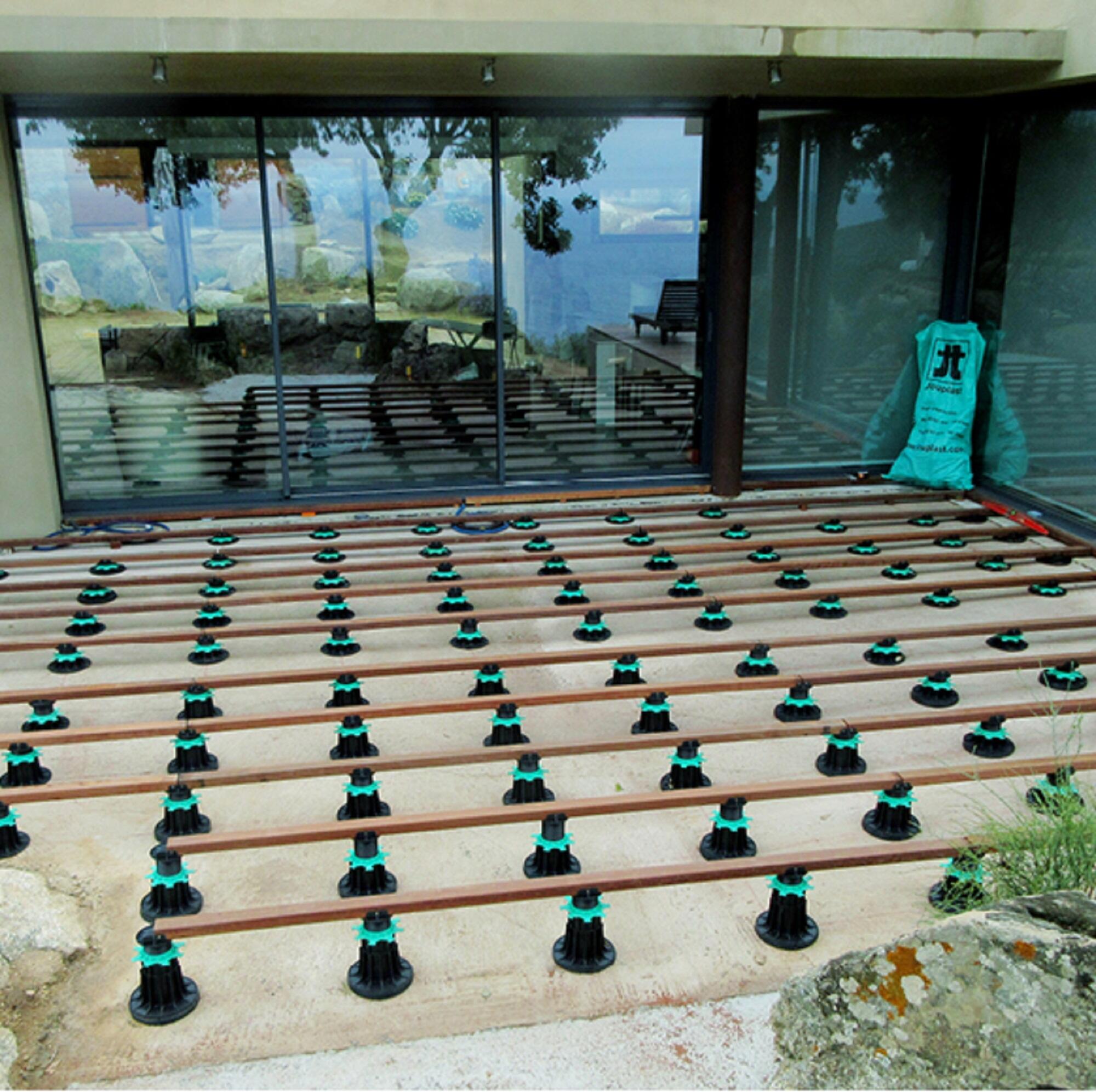 Lot de 60 plots pour lambourde 100% Recyclés, H.50 à 80 mm - 3