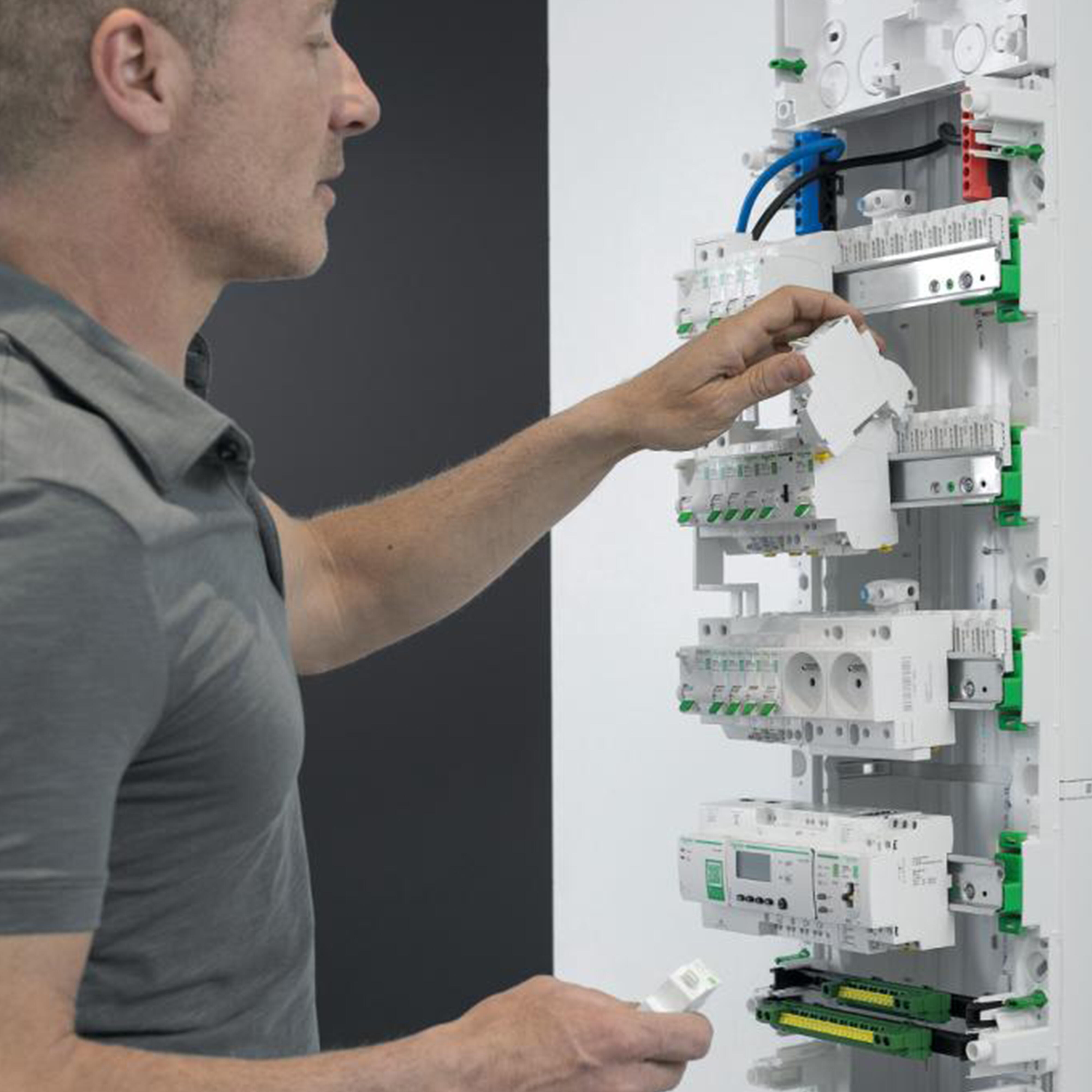 Disjoncteur modulaire 16A courbe C Resi9 XE, SCHNEIDER ELECTRIC - 6