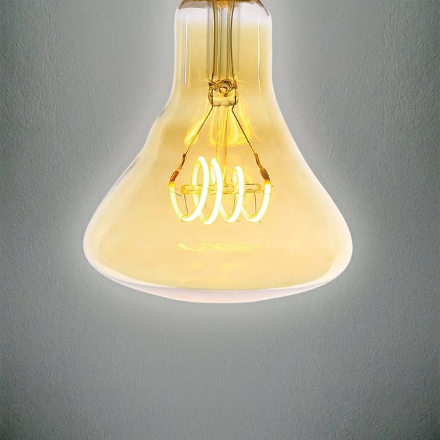 Lampadina Lantern, LED, E27 triangolare, ambrato, luce calda, 4W= 200 LM 360° dimmerabile, ON