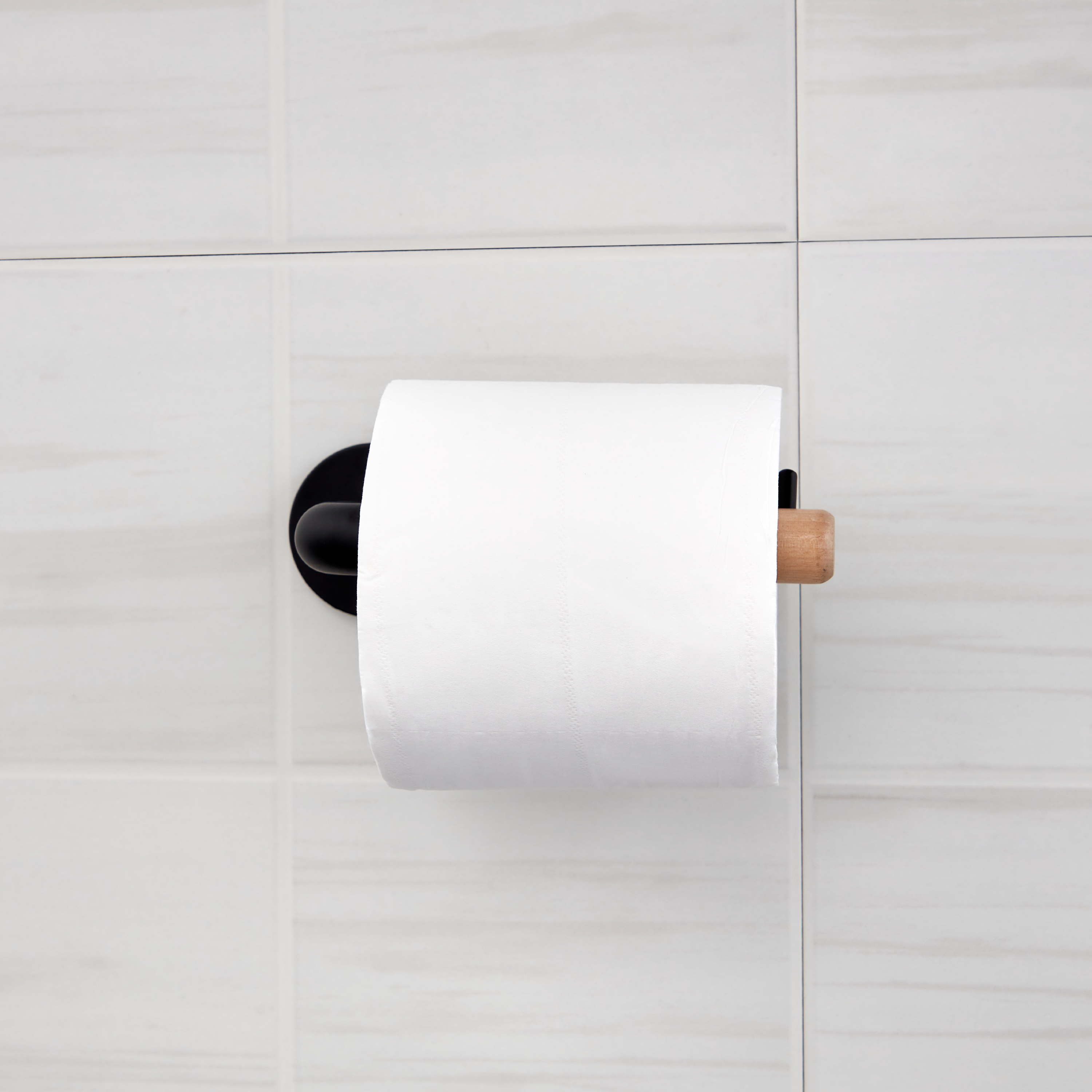 Uchwyt na papier toaletowy Scandi Czarny Sensea - 3