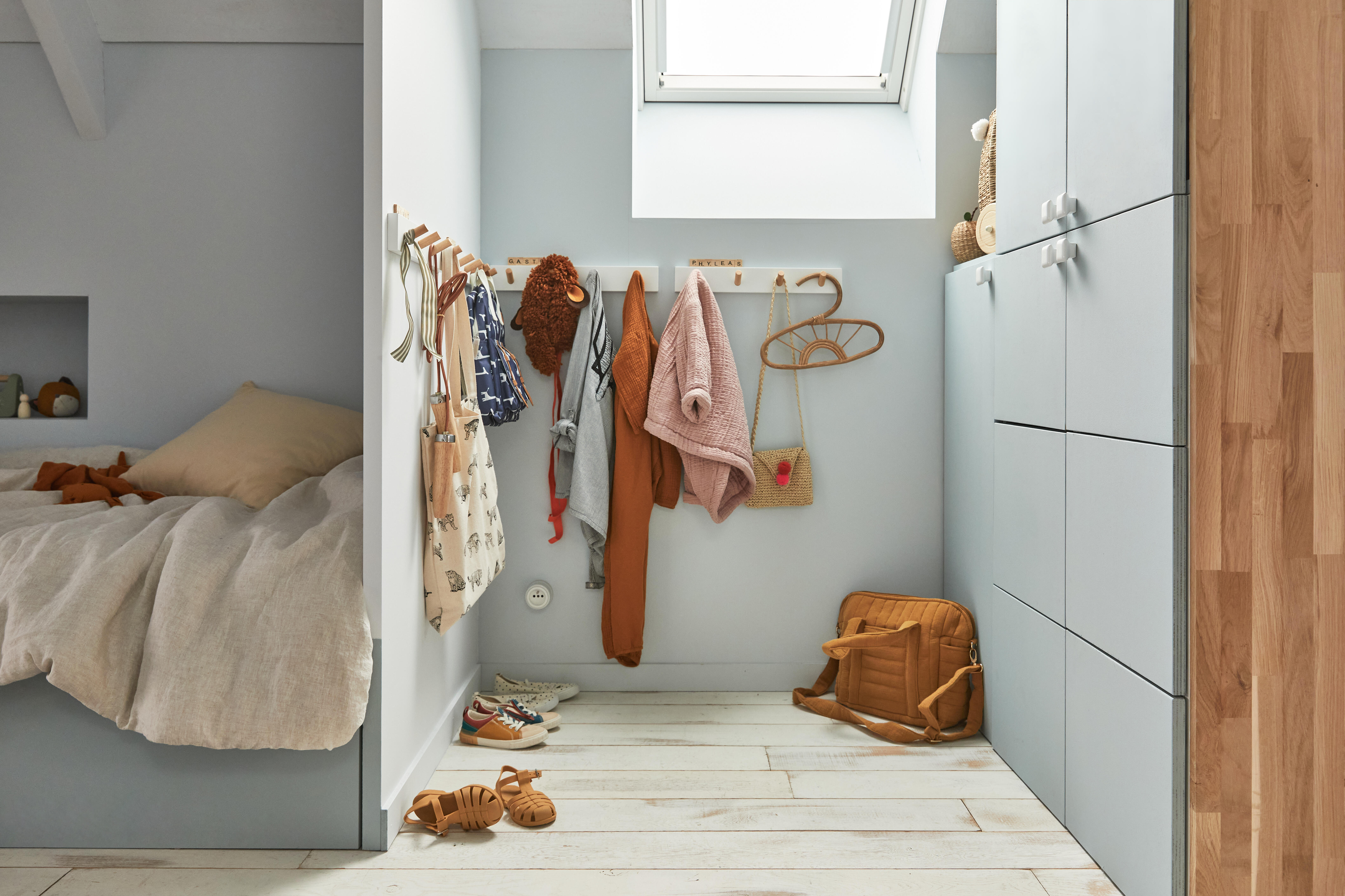 Prise avec terre complet Garby, FONTINI blanc - 2