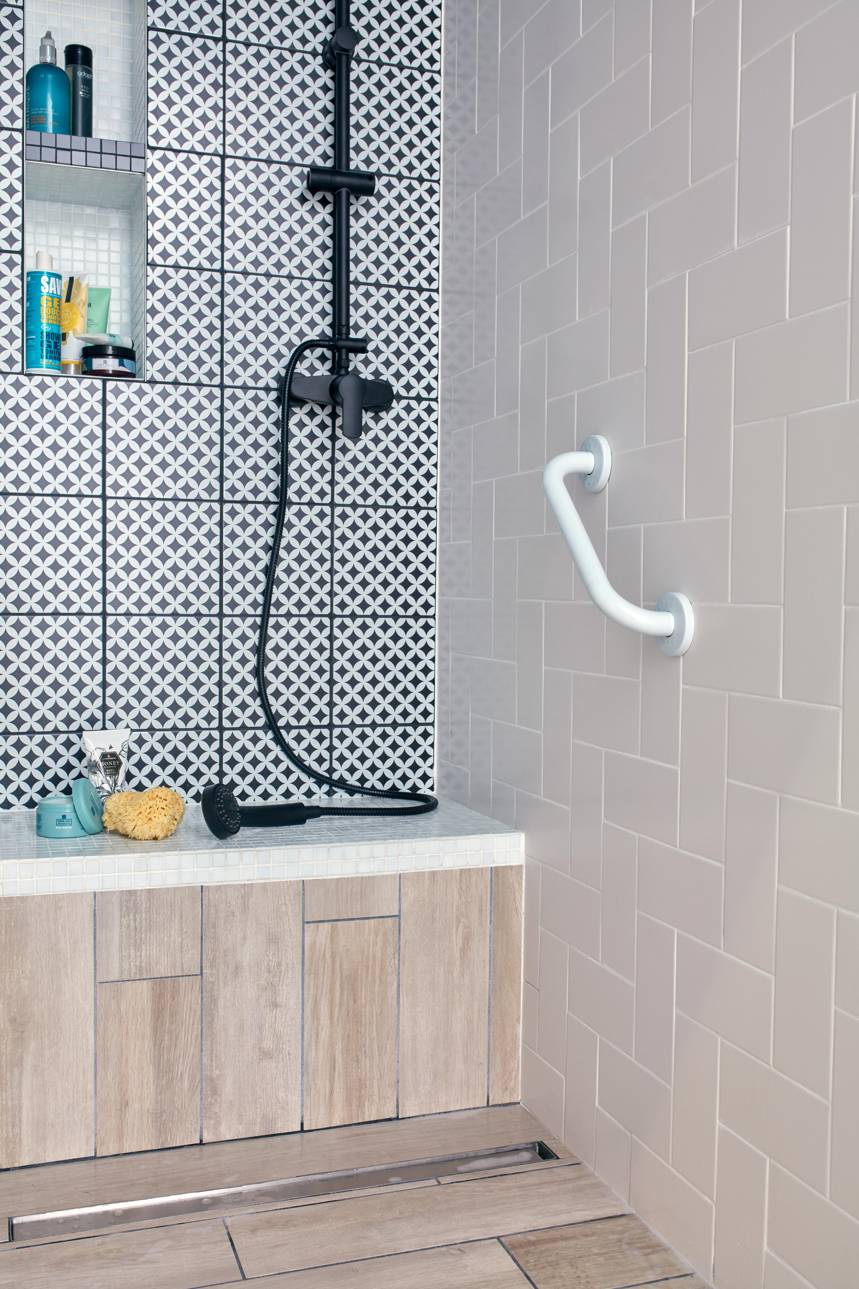 Colonne de salle de bains mécanique, EDOUARD ROUSSEAU Shenti, Noir - 2