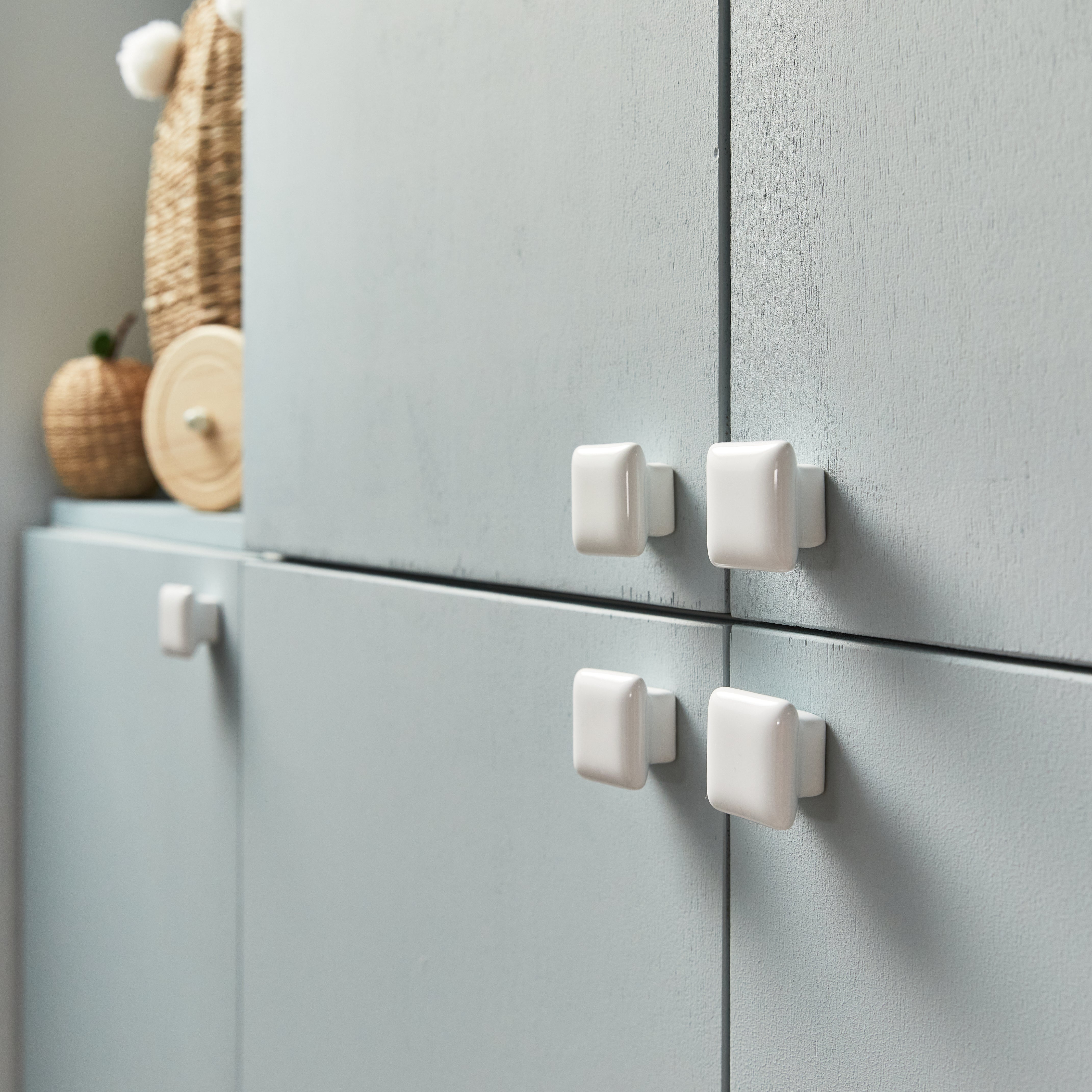 Bouton de meuble carré, porcelaine blanc brut, l.40 mm - 2