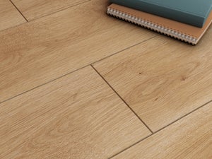 Cómo limpiar suelo laminado - Faus International Flooring - The
