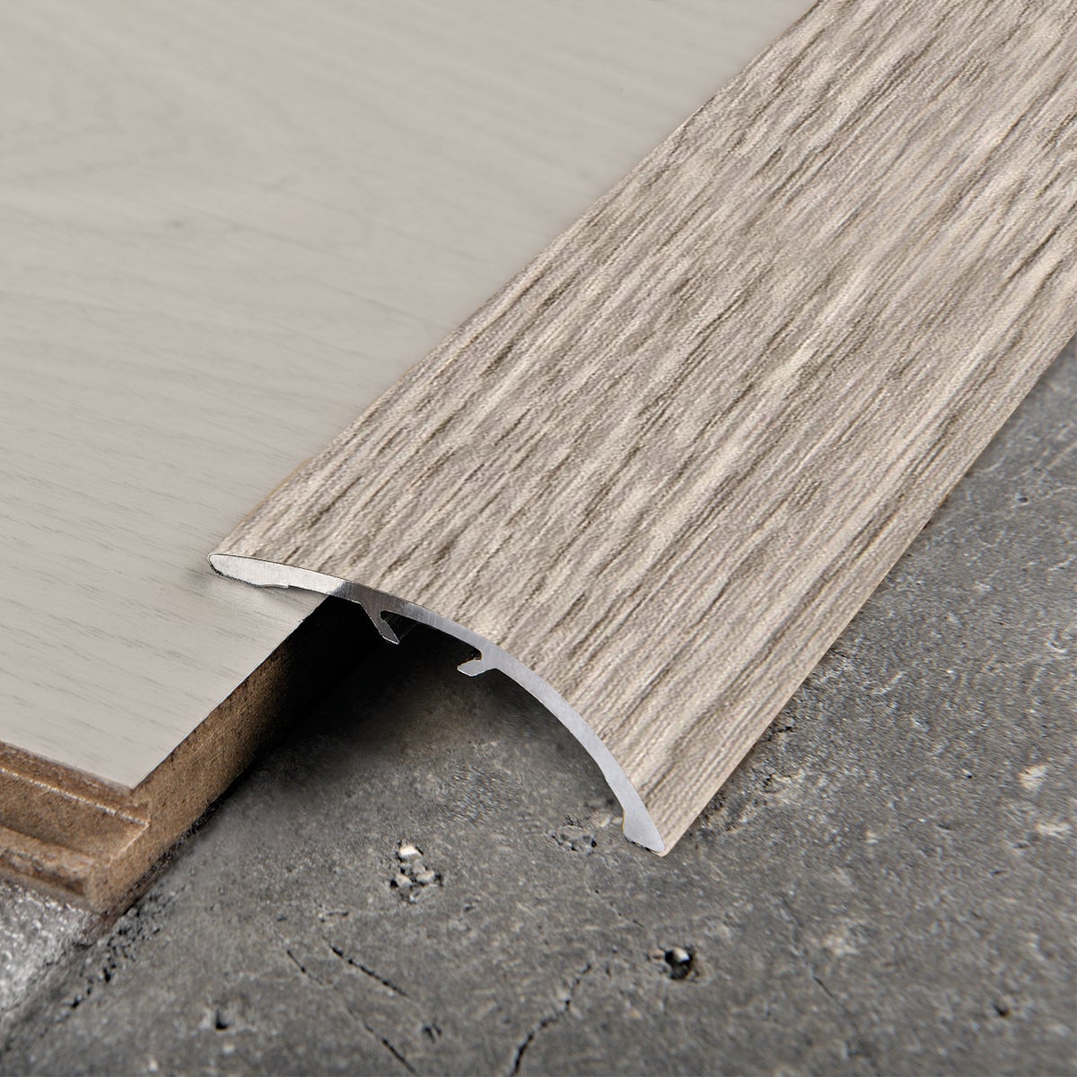 Profilo soglia in alluminio rovere grigio Sp 1.5mm x L 90 x L 5 cm - 2