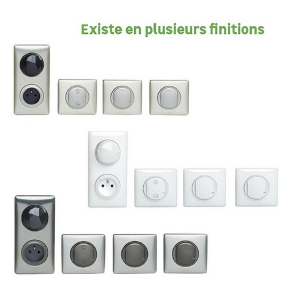 067770A Pack de démarrage Céliane with Netatmo pour installation connectée 1 prise et 1 commande sans fils - titane sans plaque - professionnel