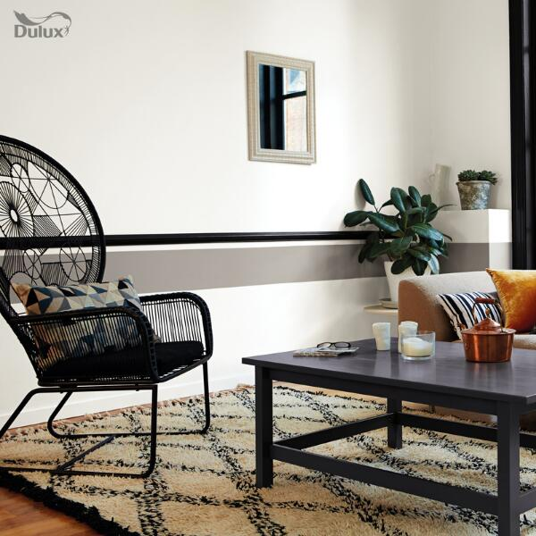 Peinture boiseries haute performance, peinture boiseries haute résistance aux chocs et rayures. peinture protection bois, peinture porte, peinture plinthes, peinture multi-supports, peinture laque facile à appliquer 