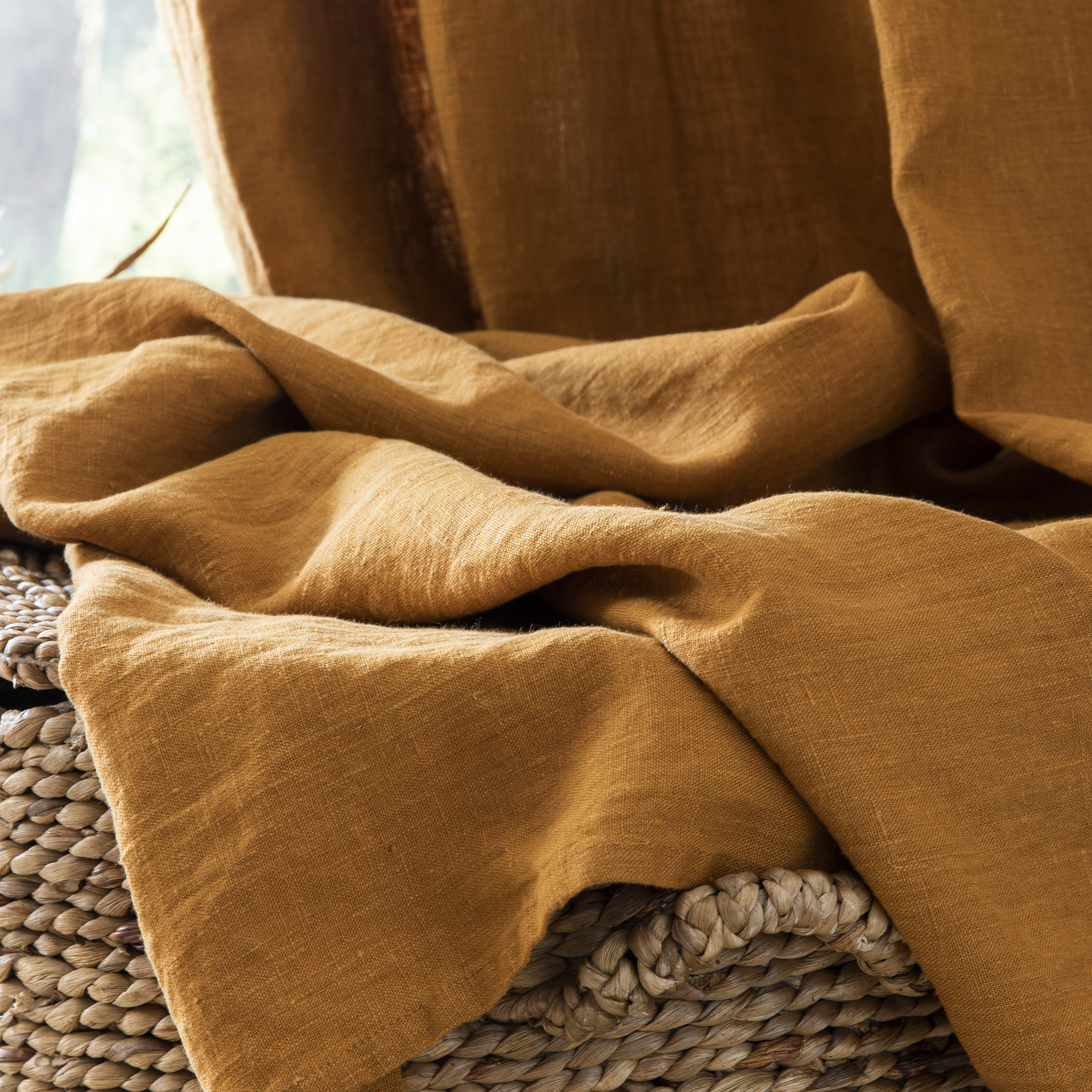 Cortina cinta fruncida, trabillas Danae 100% lino lavado de 140x280cm INSPIRE liso amarillo solemio. Incluye cinta termoadhesiva - 4