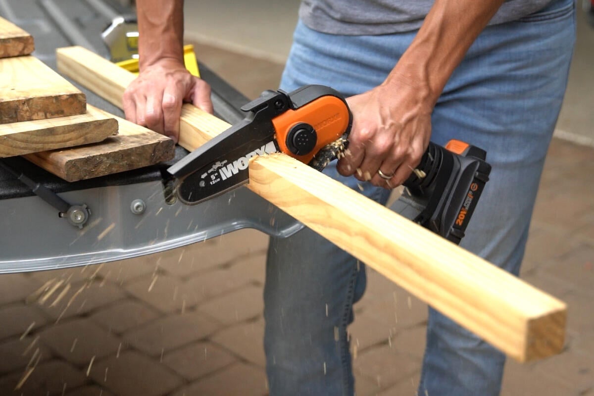 Tronçonneuse élagueuse WORX Wg324e 20 V
