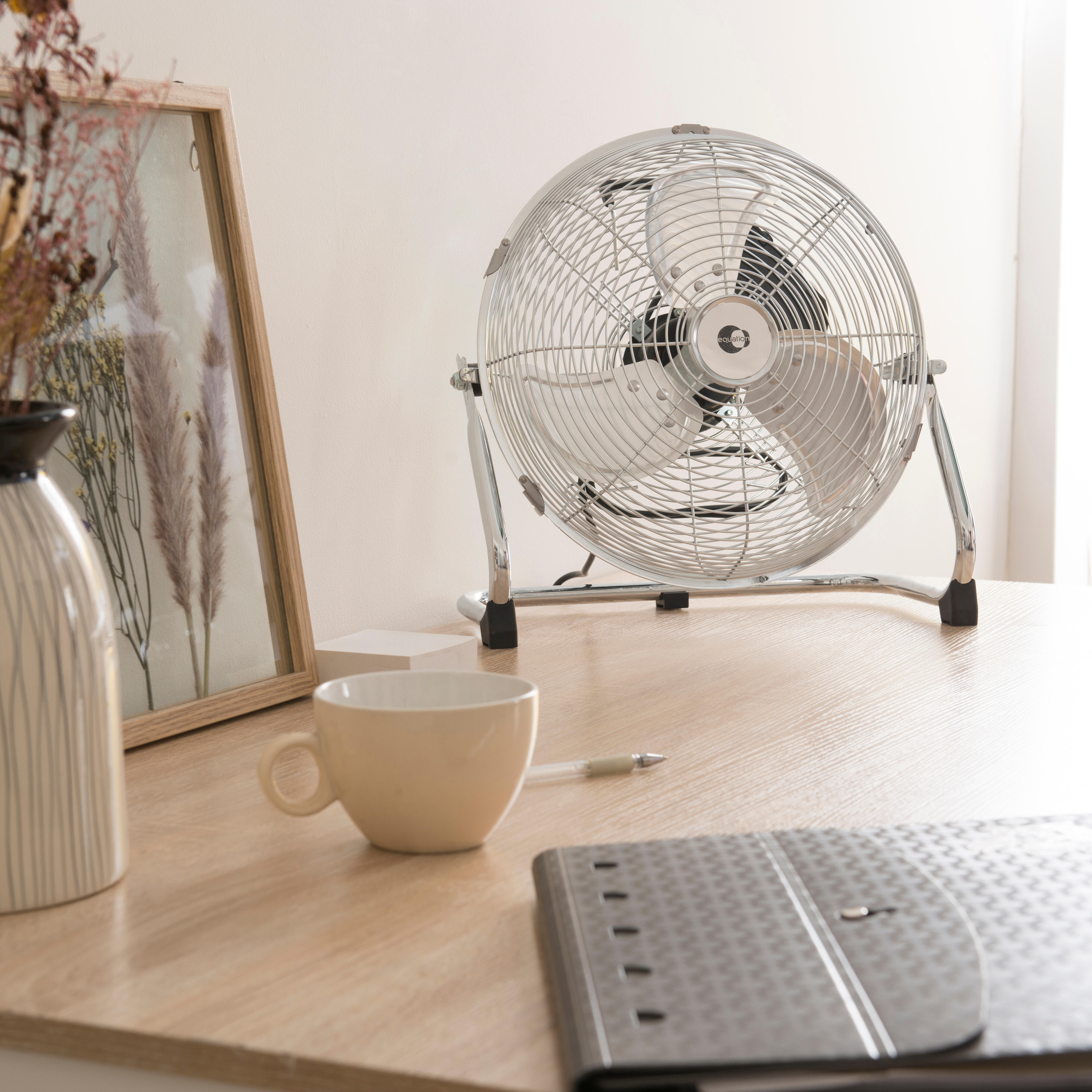 Misturador de mesa Jervis 3 Equation, diâmetro do ventilador 30 cm, 45 W, acabamento cromado - 0