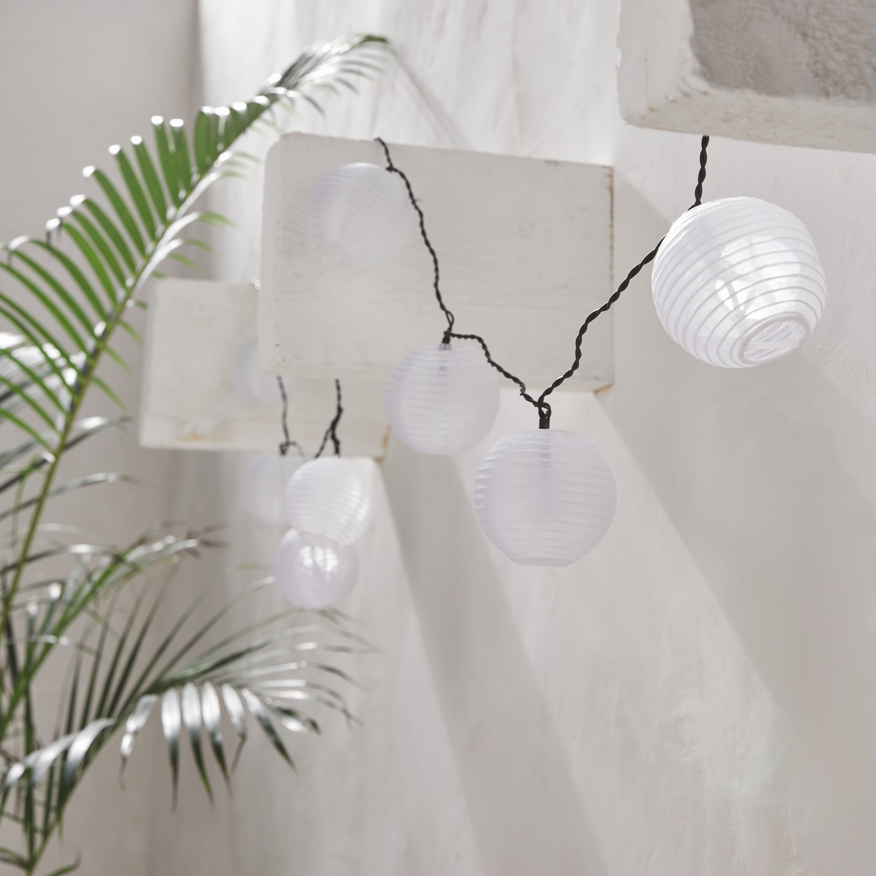 Guirlande solaire 4 mètres 10 boules 200 lumens blanc chaud - 7