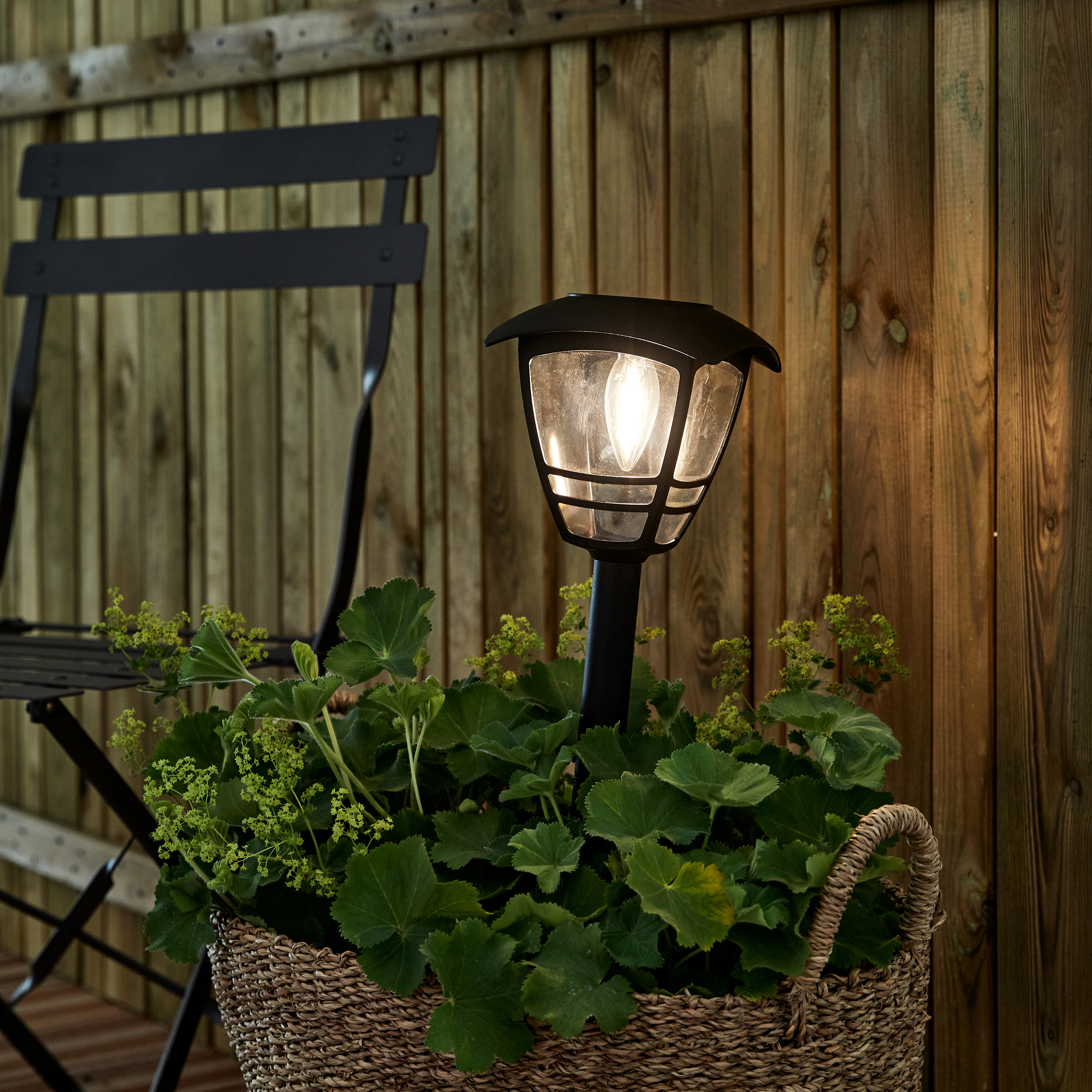 Lampka wbijana solarna IP44 wys. 48 cm czarna Inspire - 3