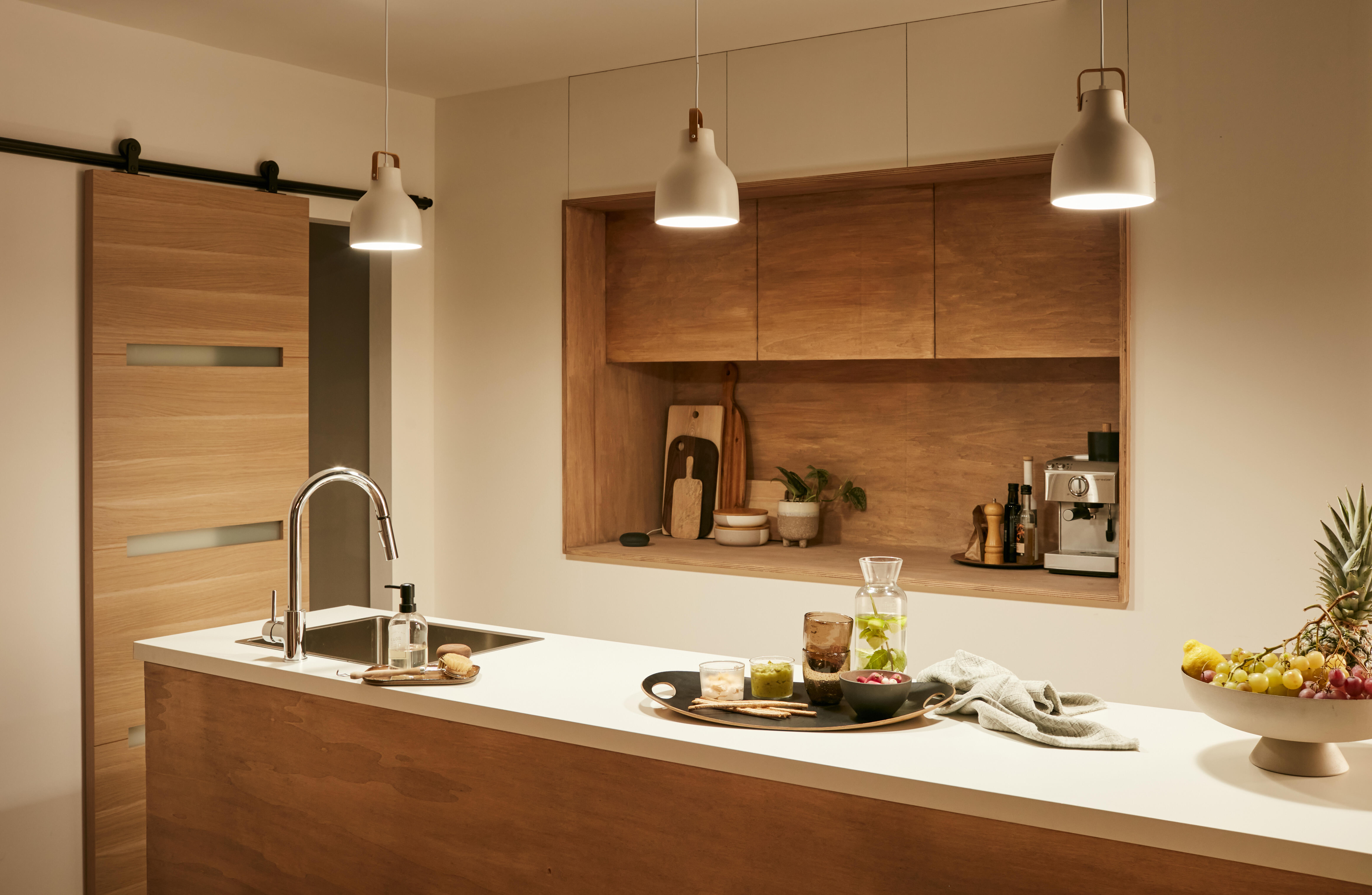 Żarówka Smart Enki LED z pilotem E27 7 W = 60 W 806 lm bursztynowa Lexman - 17