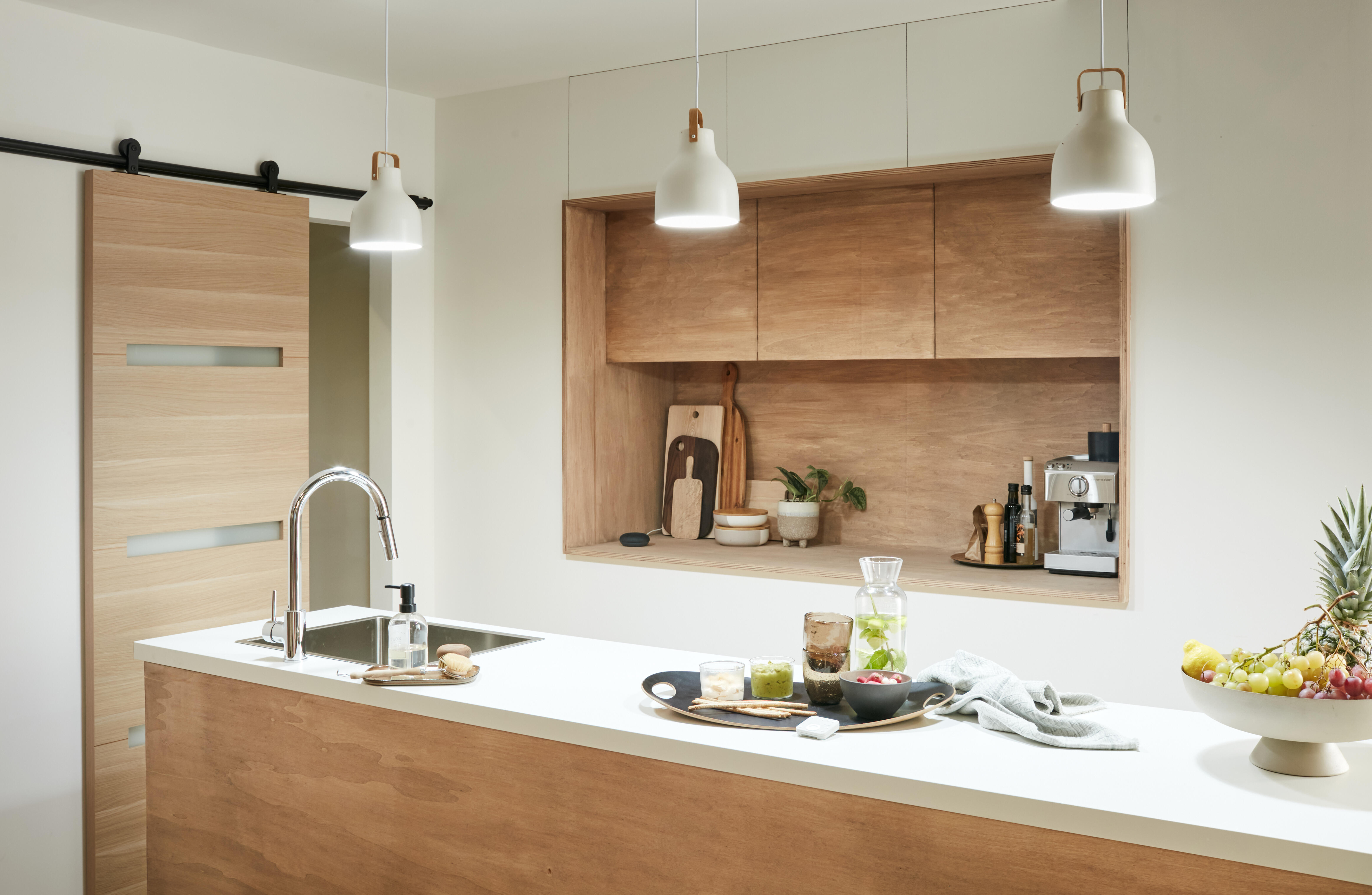 Żarówka Smart Enki LED z pilotem E27 7 W = 60 W 806 lm bursztynowa Lexman - 12