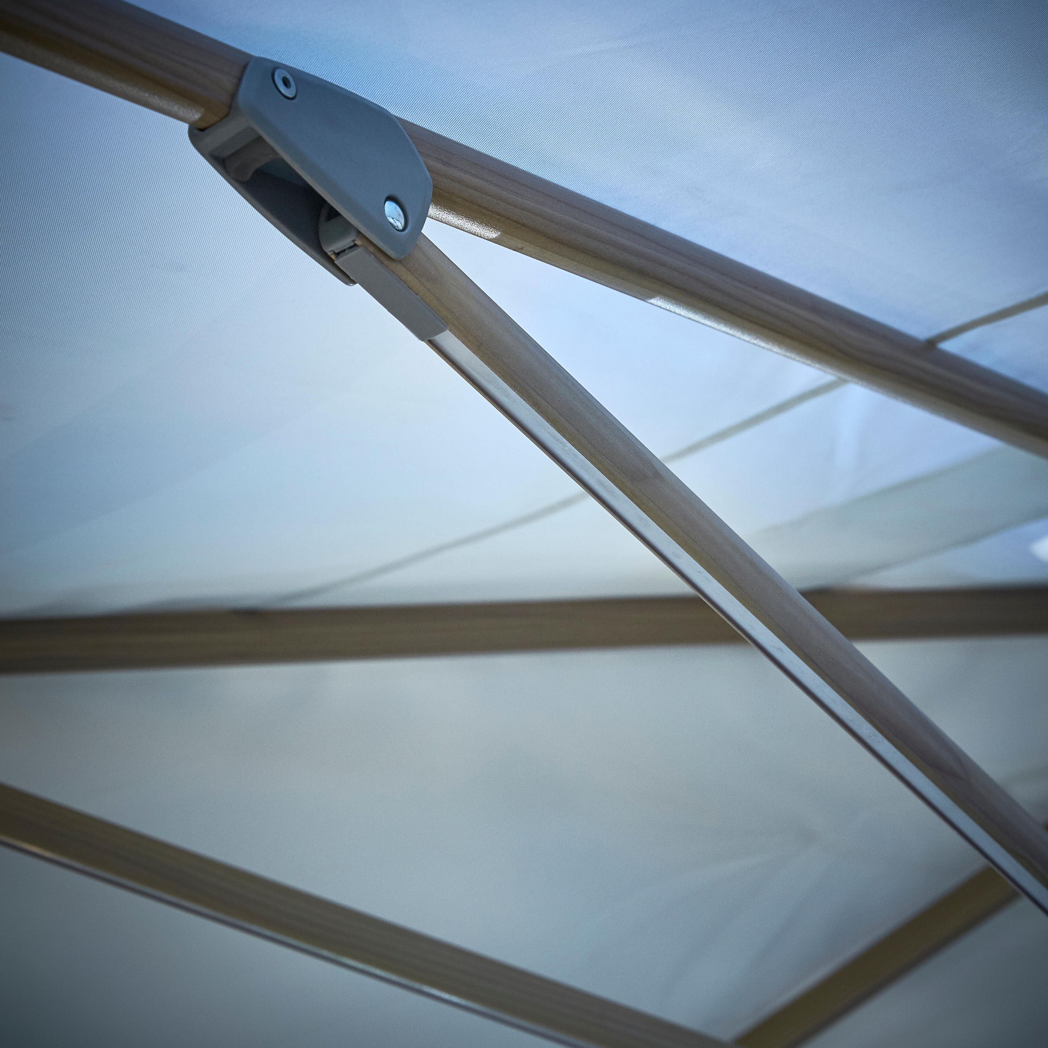 Ombrellone a palo laterale marrone Sonora NATERIAL con telo rettangolare bianco L 280 x P 391 x H 274 cm - 29