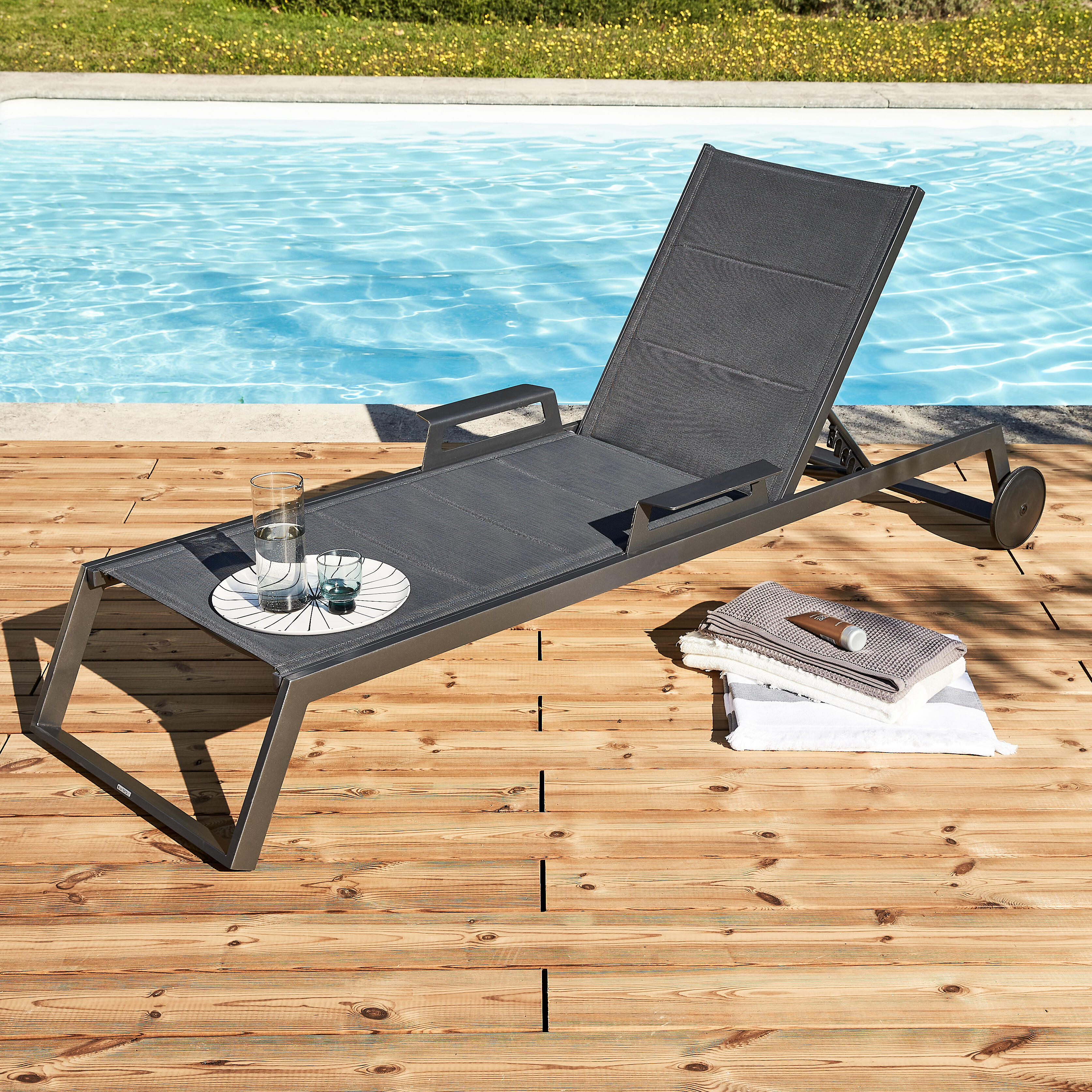 Bain de soleil en aluminium NATERIAL Odyssea gris - 2