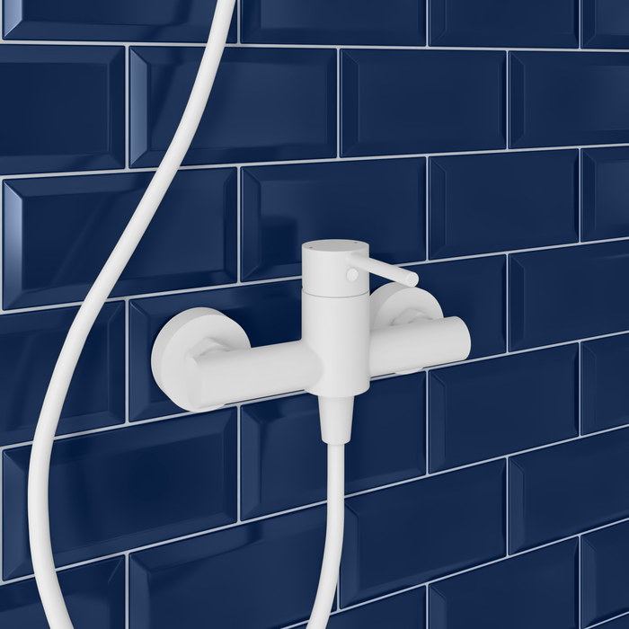 mitigeur de douche blanc