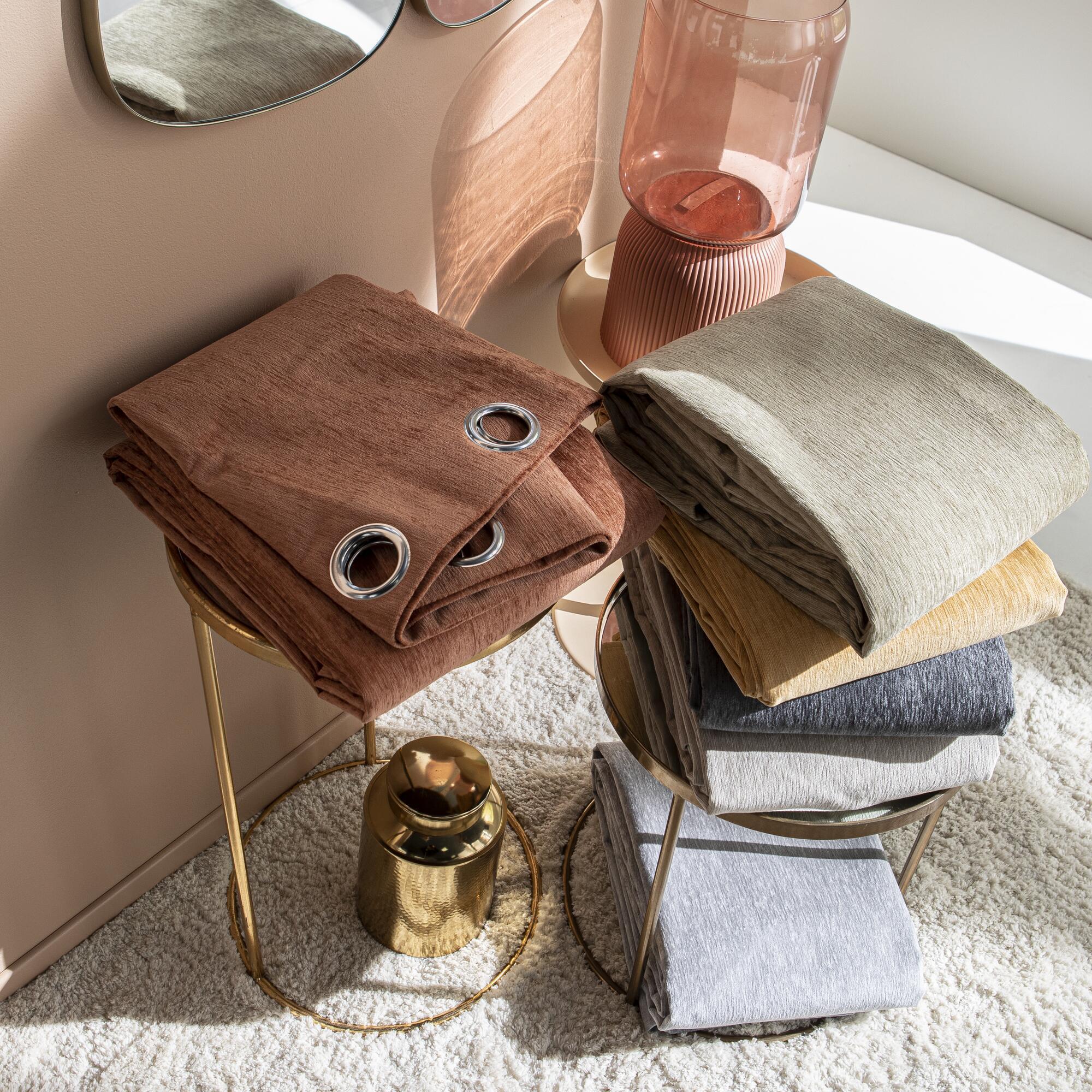 Cortina ollaos térmica opaca Auriane poliéster chenilla de 140x280cm INSPIRE liso beige trench - 17