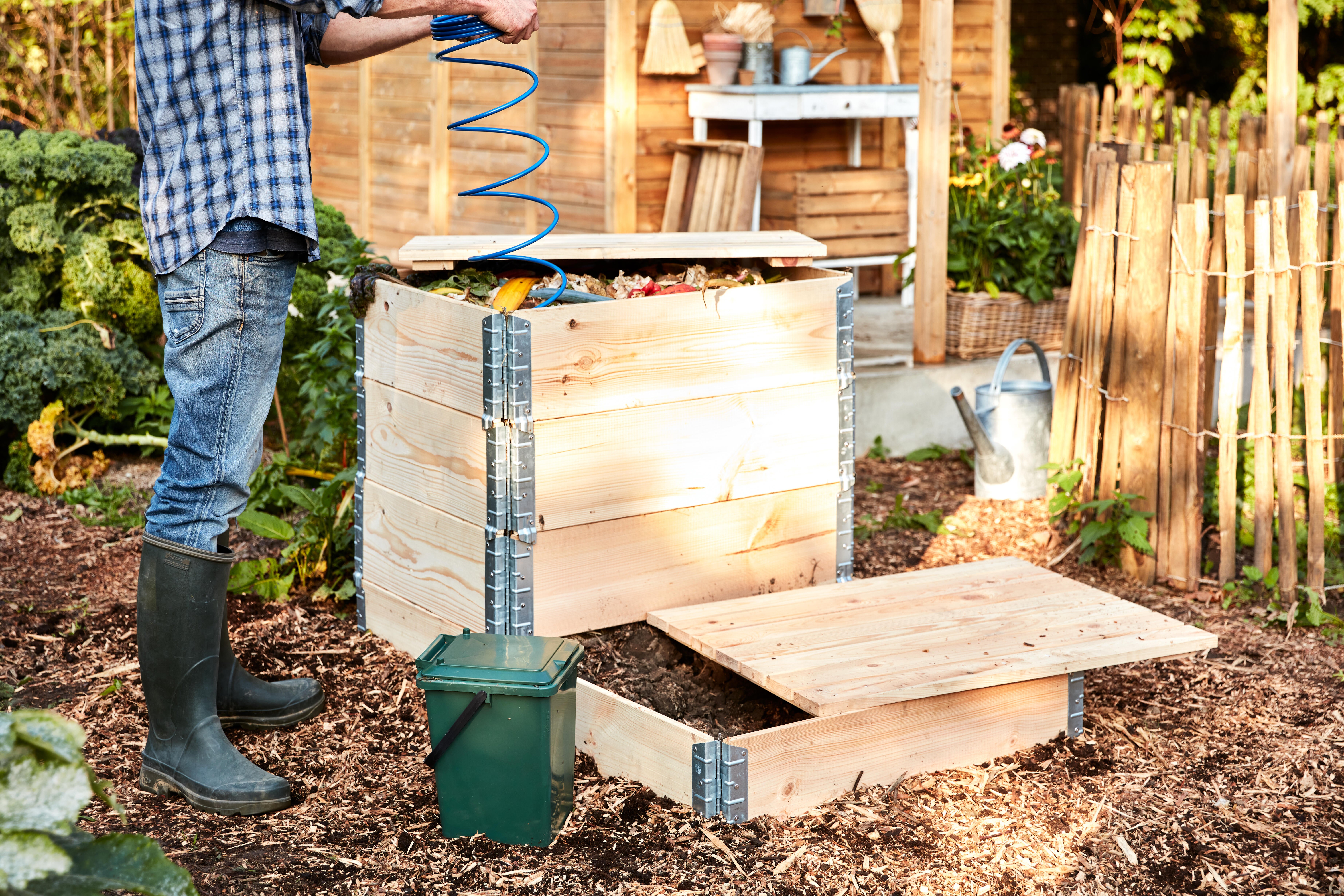 Comment fabriquer un composteur extérieur en bois ? [Tuto + Photos]