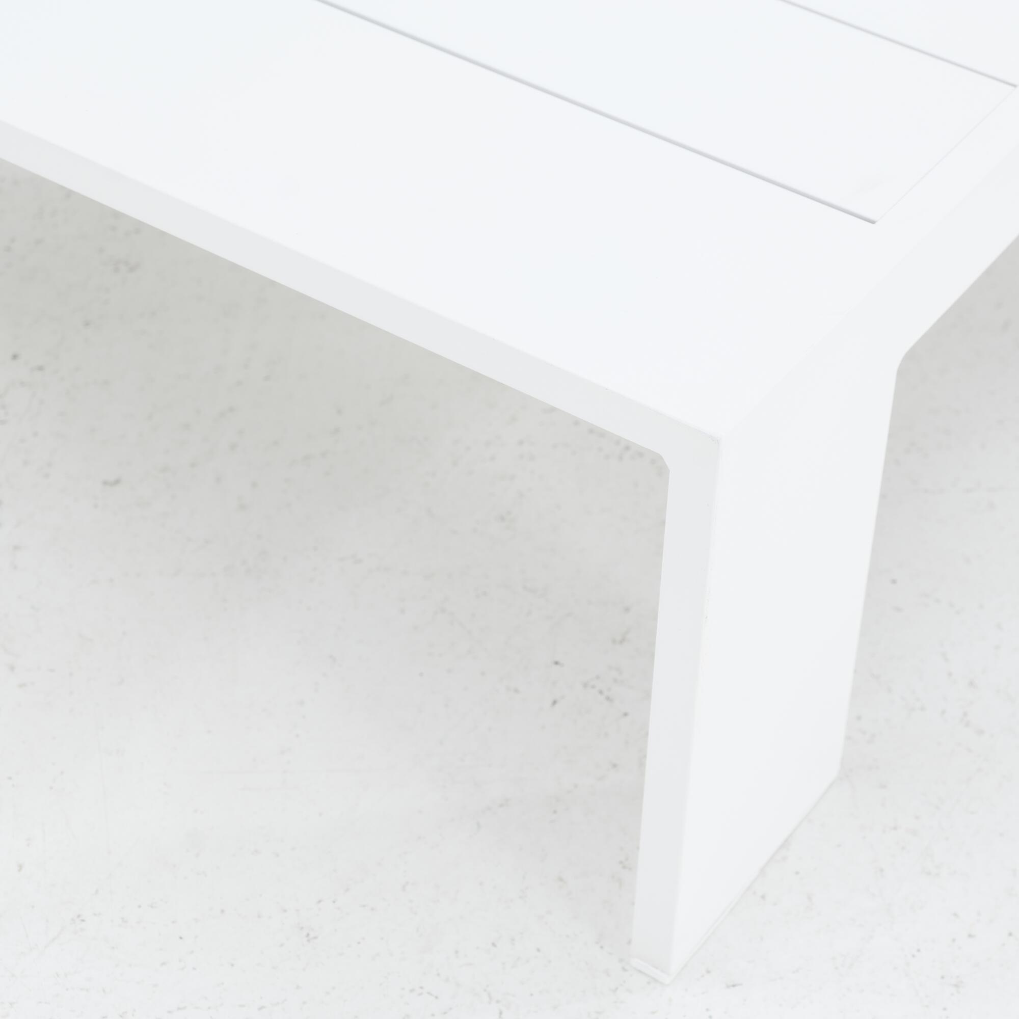 Table basse blanche en aluminium NATERIAL Lagun ferrari - 7