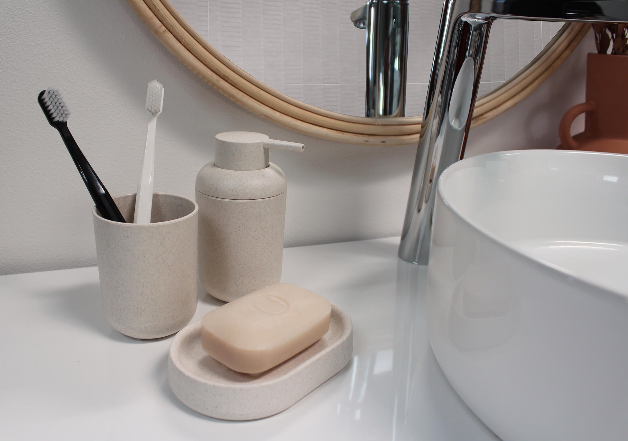 Distributeur de savon beige Nori AZAO - 2