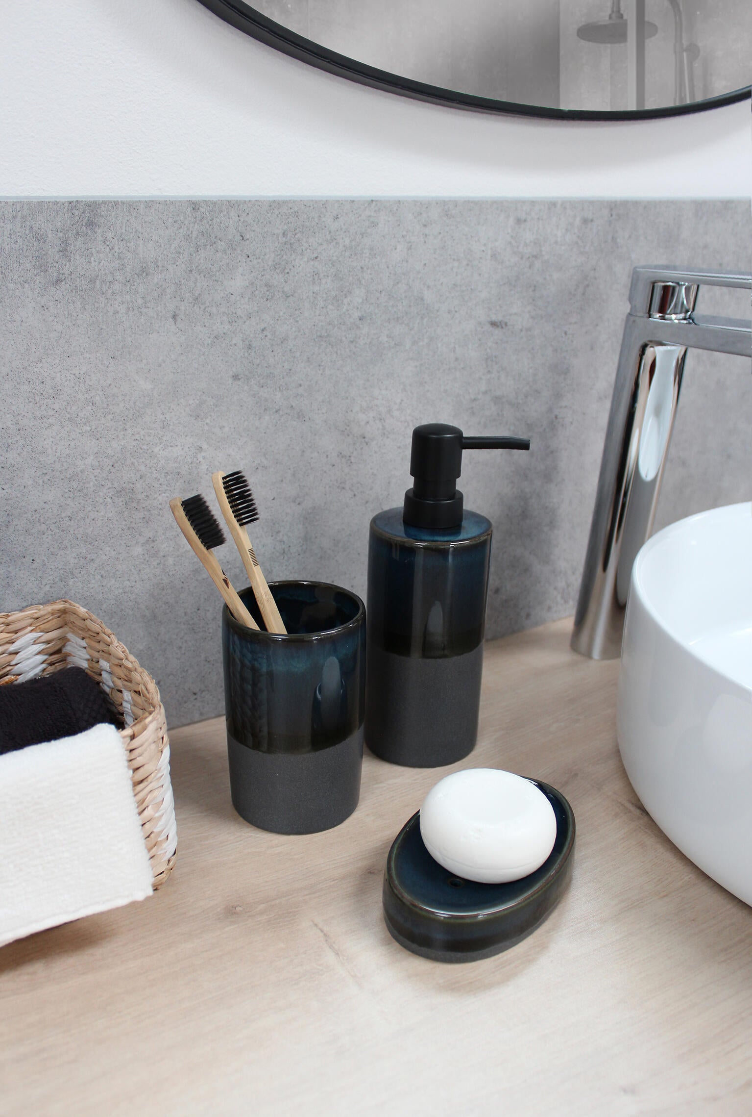 Gobelet de salle de bains Otto bleu NORASIA - 5