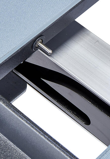 Tavolo da giardino allungabile Odyssea II NATERIAL in alluminio antracite con piano in vetro per 6 persone 180/240x100cm - 26