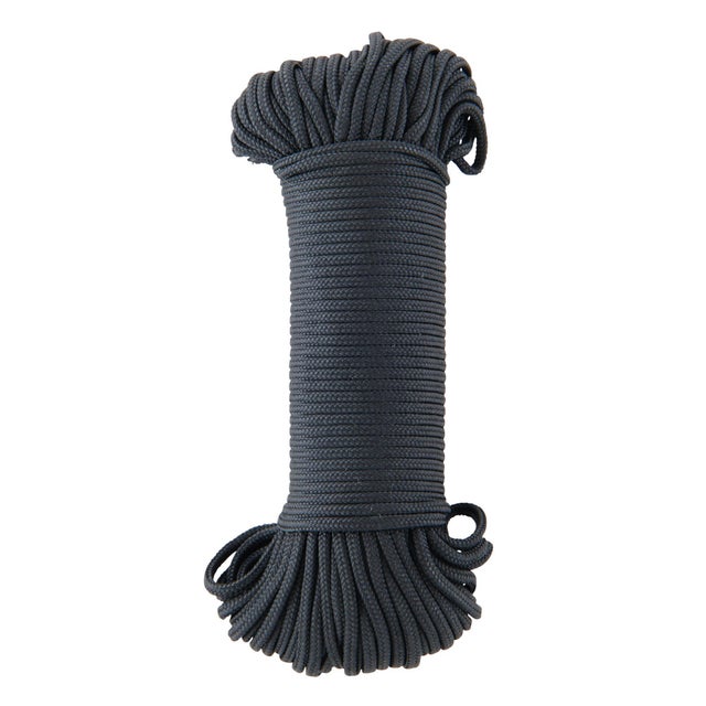 Corde De Barrière Et Tapis Rouge (isolé Sur Blanc Et Chemin De