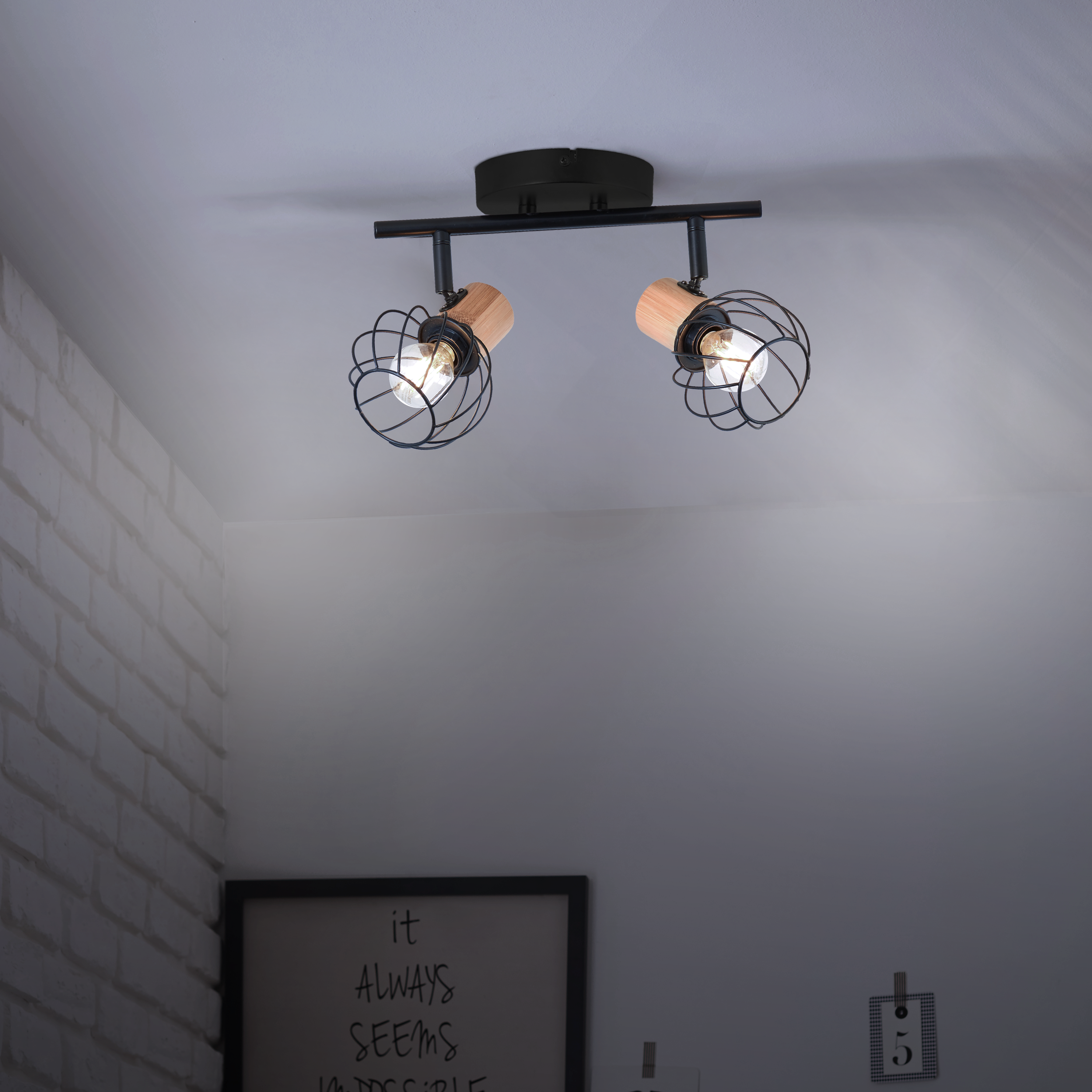 Foco decorativo INSPIRE MALLOW E14 D10CM 2 LÂMPADAS METAL PRETO/BAMBU - 24