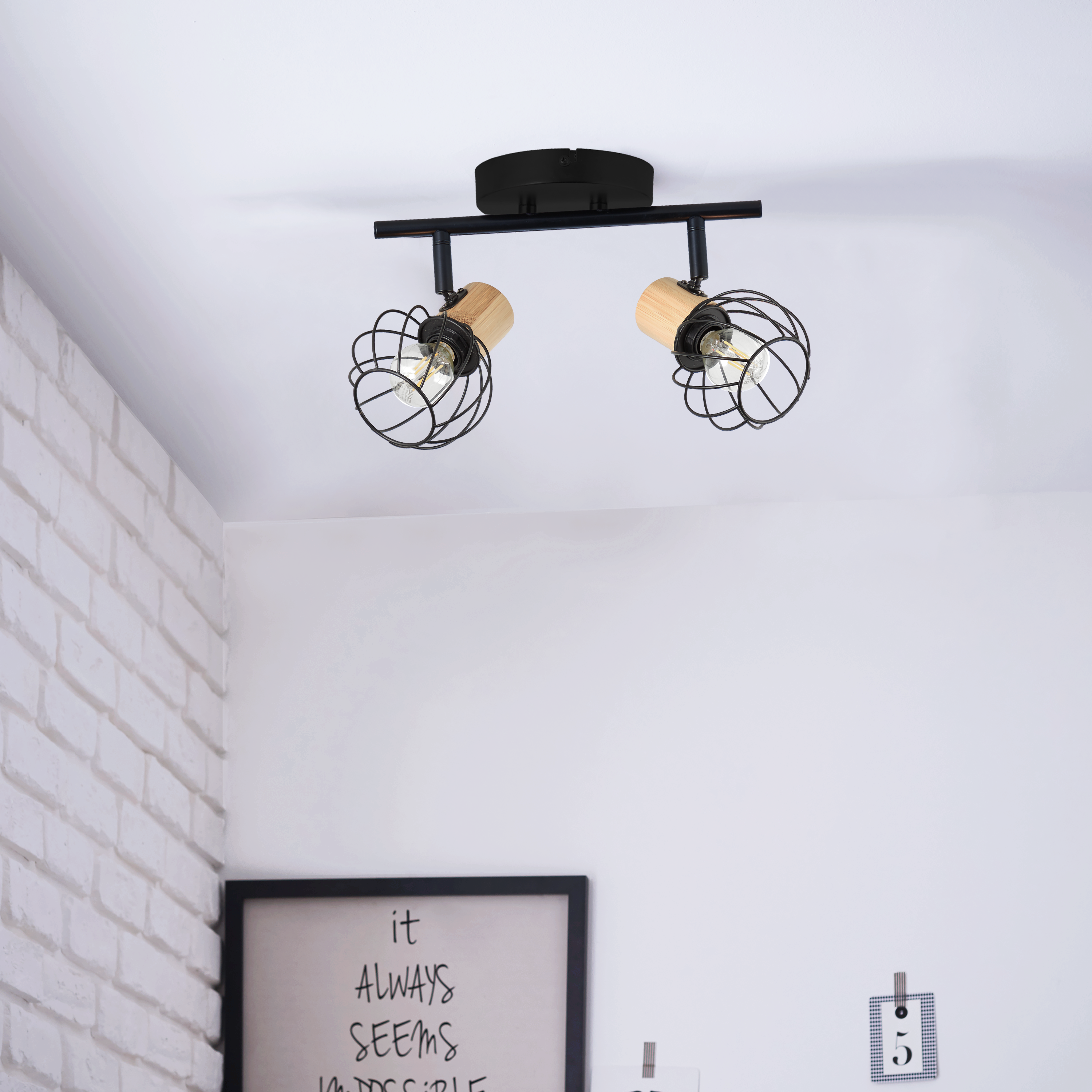 Foco decorativo INSPIRE MALLOW E14 D10CM 2 LÂMPADAS METAL PRETO/BAMBU - 22