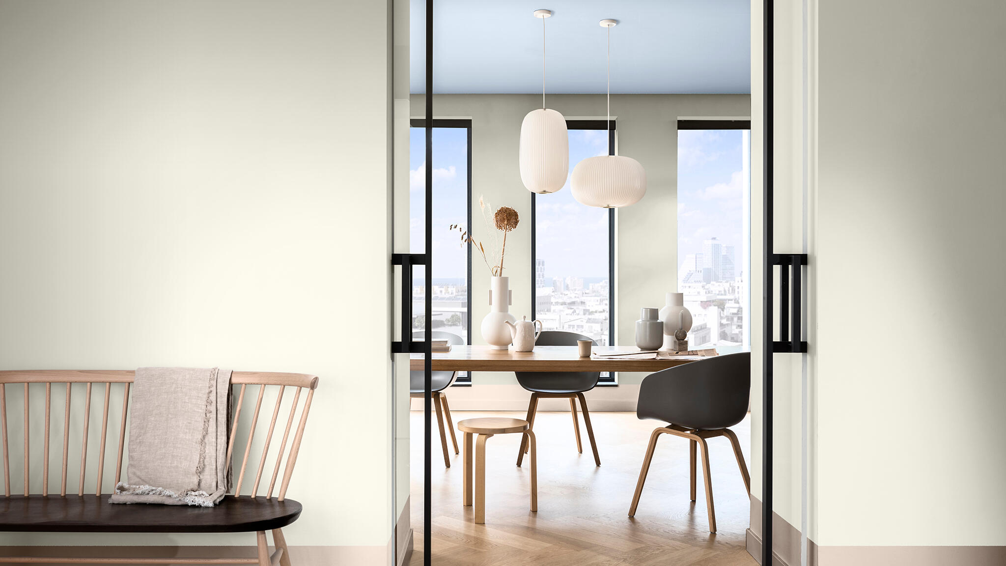 Peinture mur, boiserie galet satin DULUX VALENTINE Crème de couleur 2.5L - 5