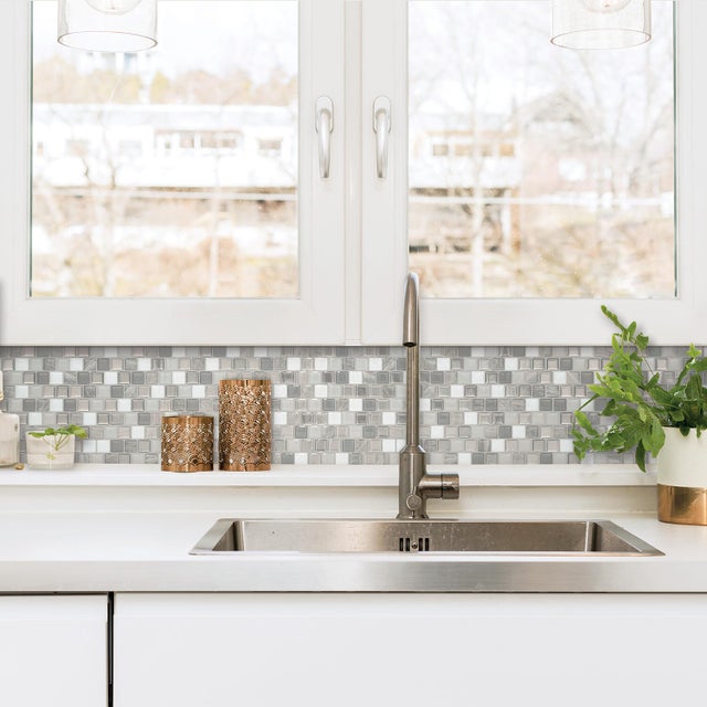 Piastrella adesiva Brixia Casoria SMART TILES grigio e bianco 22.48 x 25.91 cm, spessore 2 mm confezione da 4 pezzi