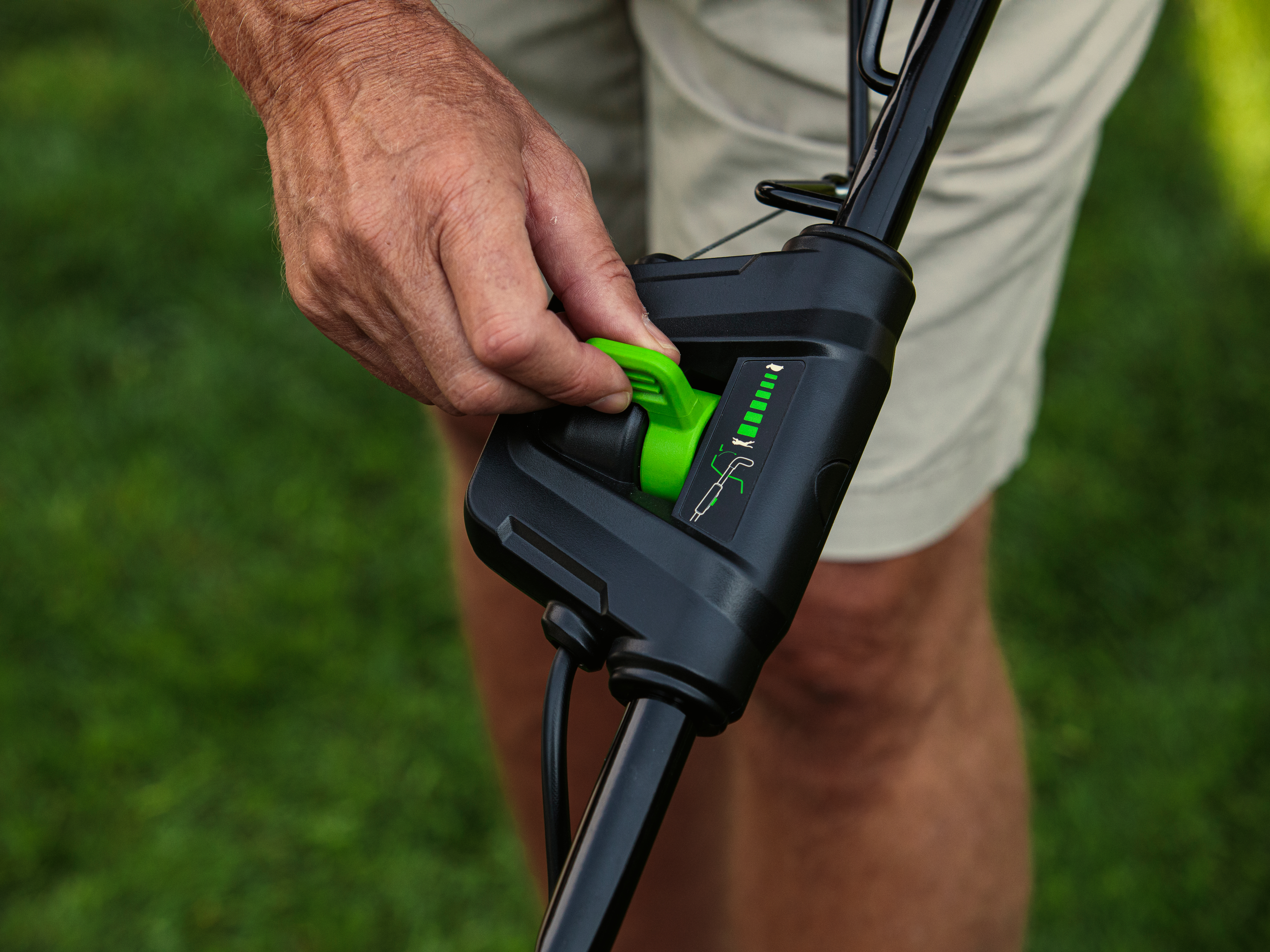 Tagliaerba a batteria a velocità regolabile GREENWORKS 48V L 46 cm, 1 batteria inclusa - 8