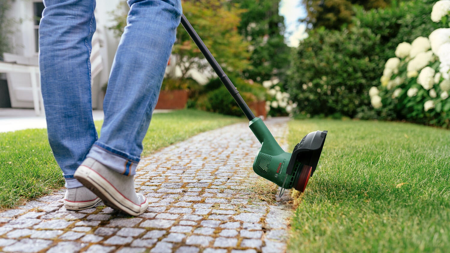 Coupe-bordures sans fil 18 V BOSCH EasyGrassCut 18-230 l.23 cm + 1 batterie 2Ah - 2