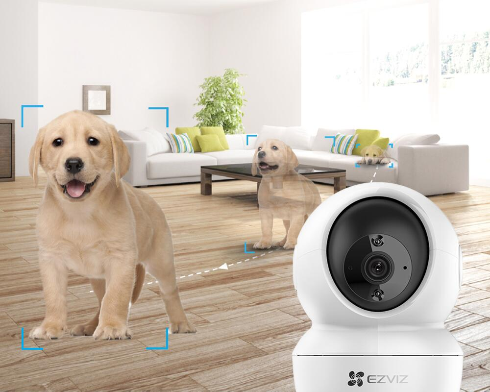 Caméra IP intérieure motorisée avec vision 360° - C6N 4MP Ezviz - 4